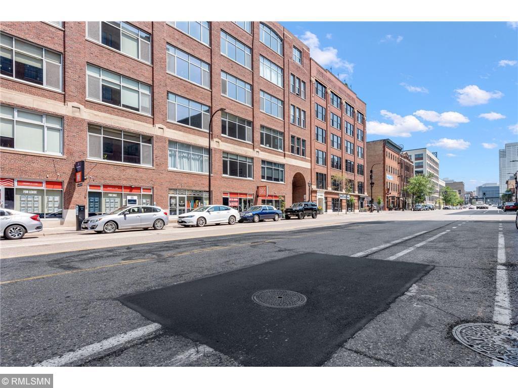 700 Washington Avenue N Unit: 313
