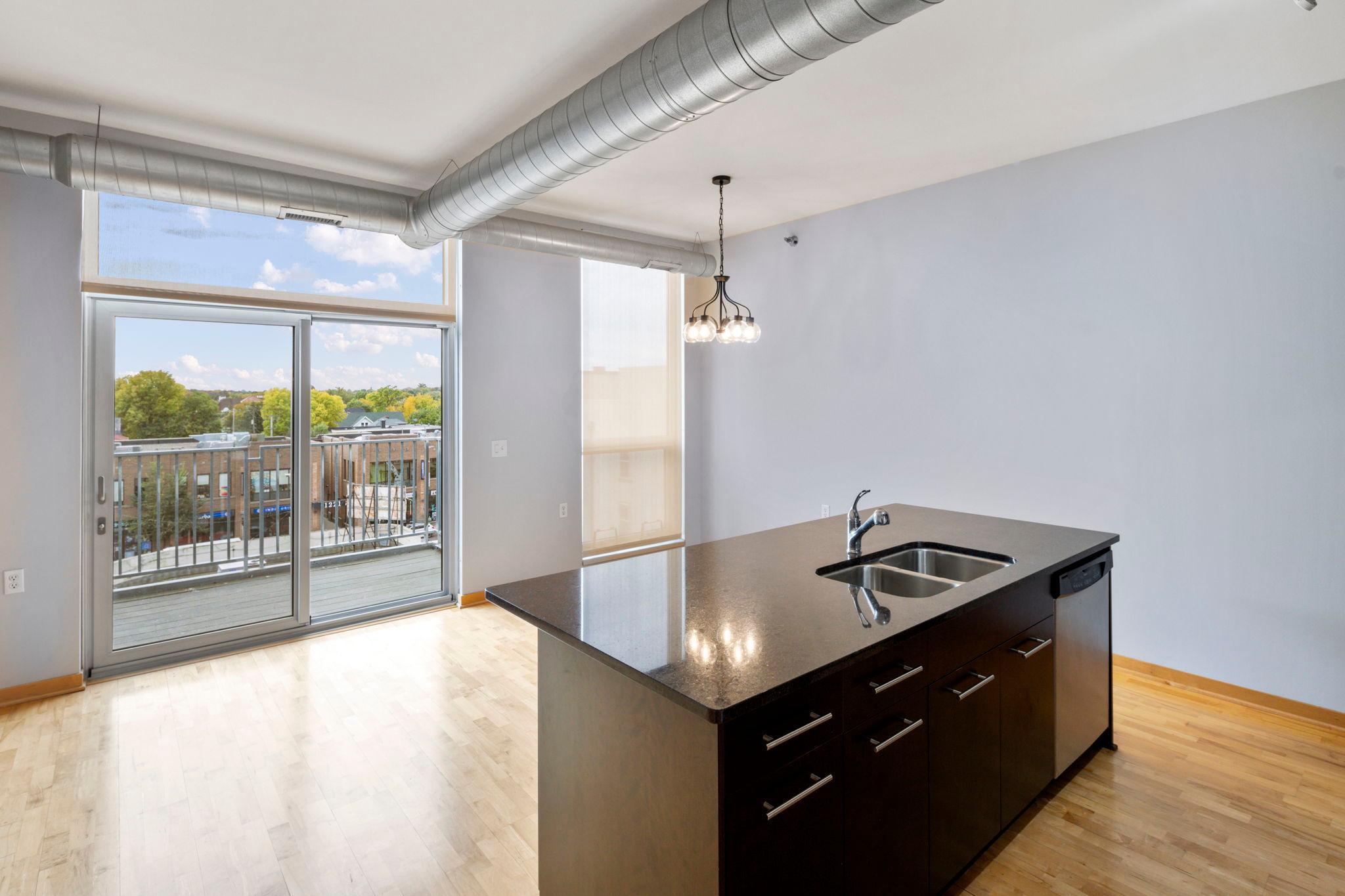 1211 Lagoon Avenue Unit: 510