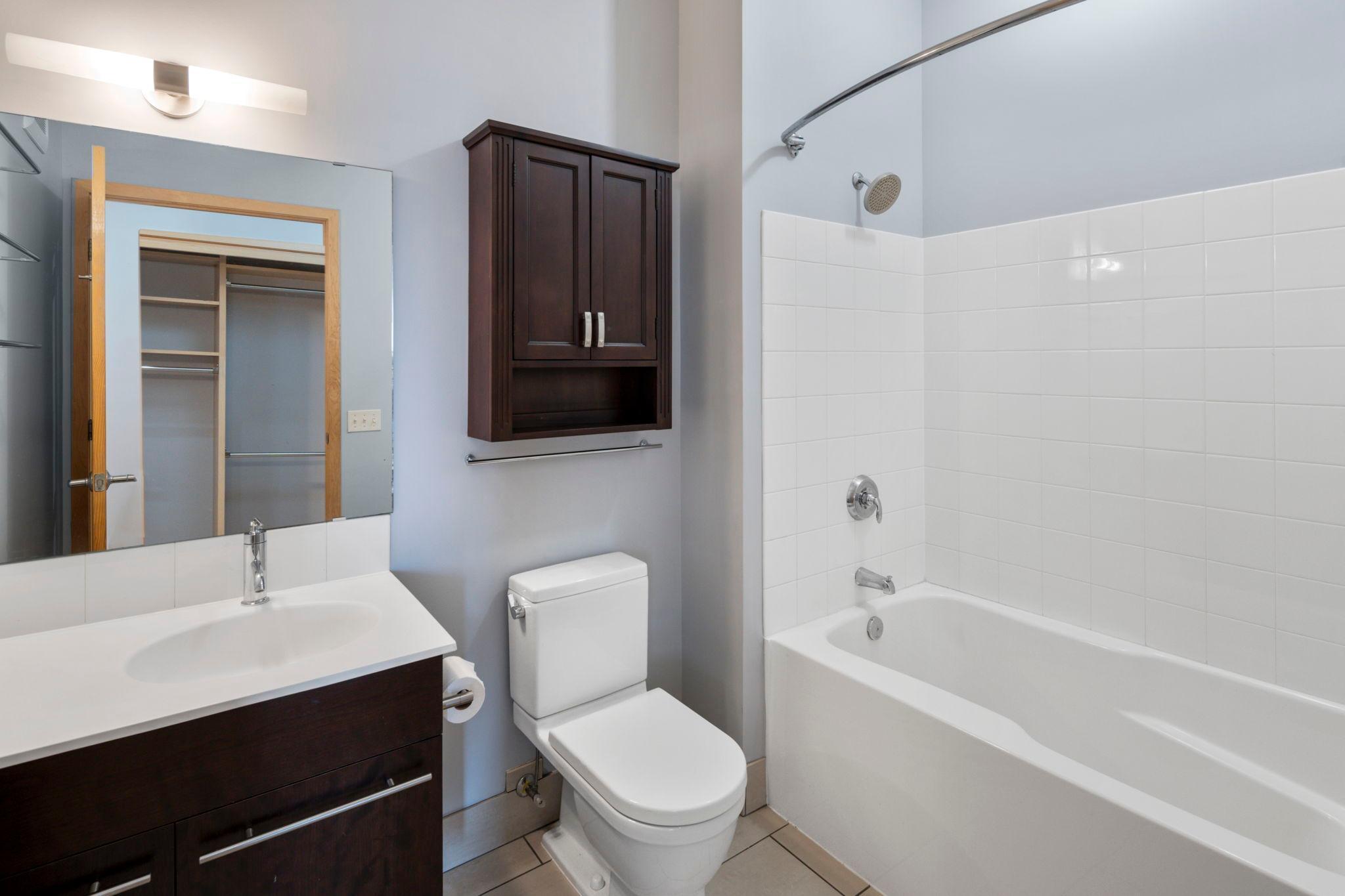 1211 Lagoon Avenue Unit: 510