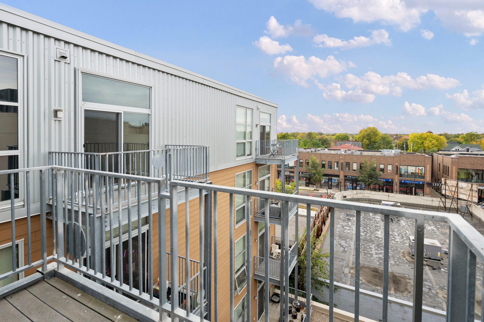 1211 Lagoon Avenue Unit: 510