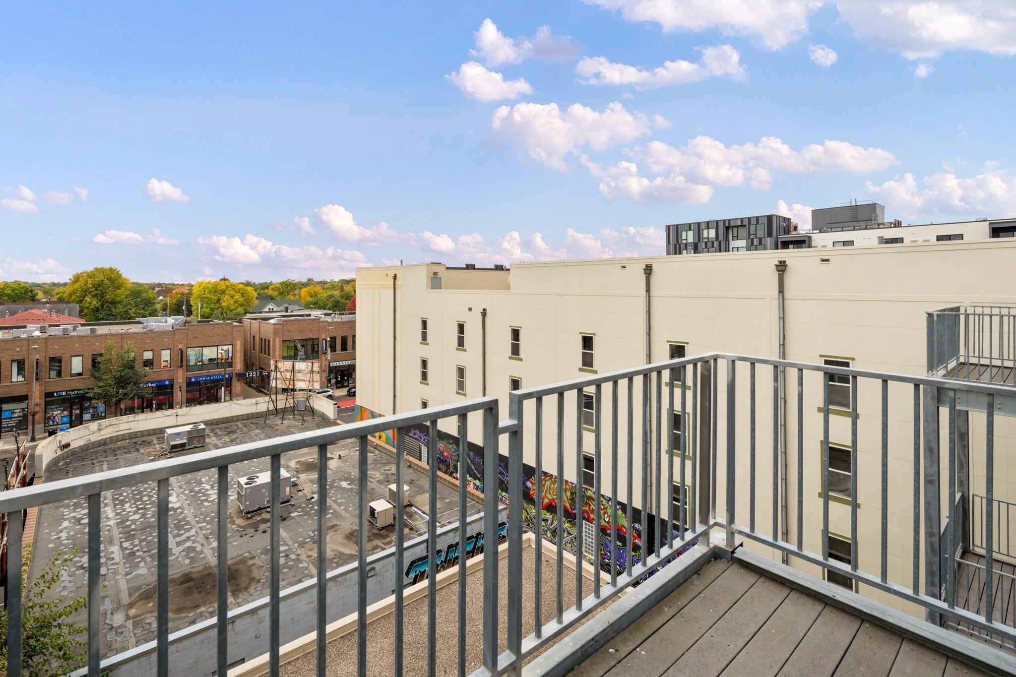 1211 Lagoon Avenue Unit: 510