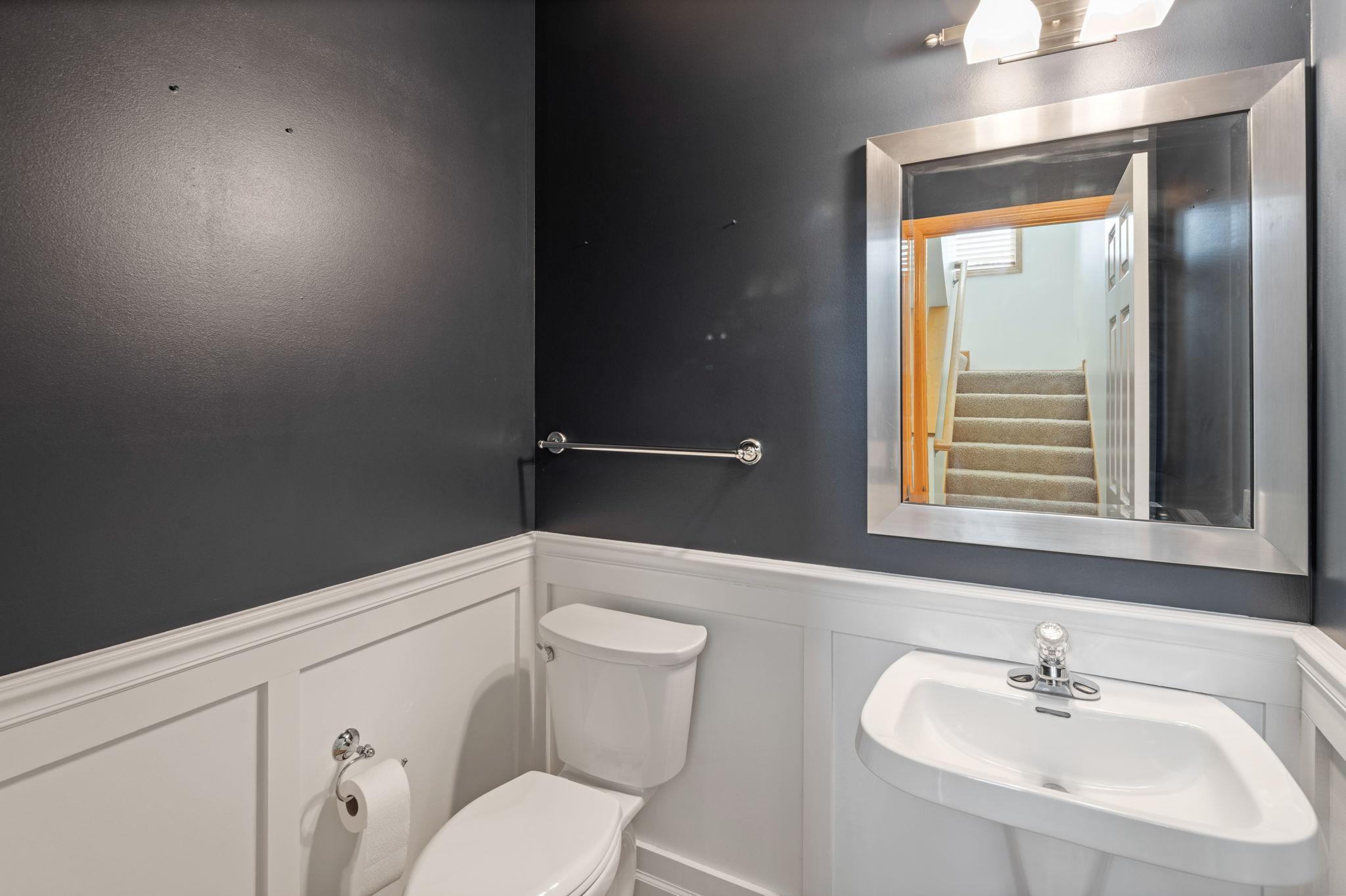 41 4th Avenue N Unit: 102