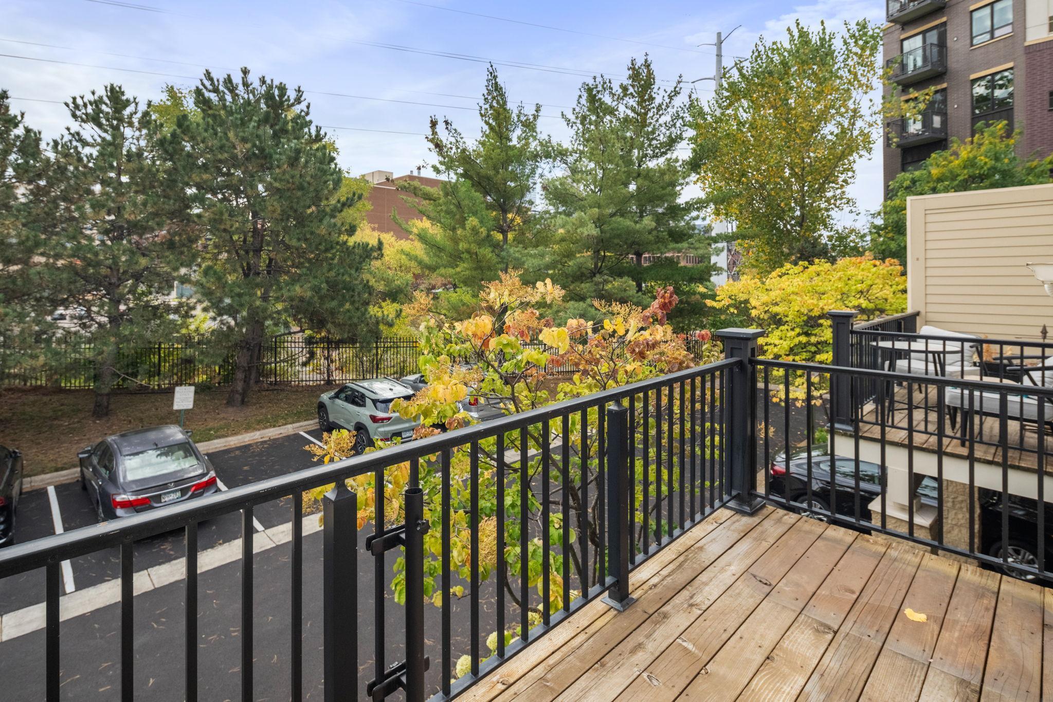 41 4th Avenue N Unit: 102