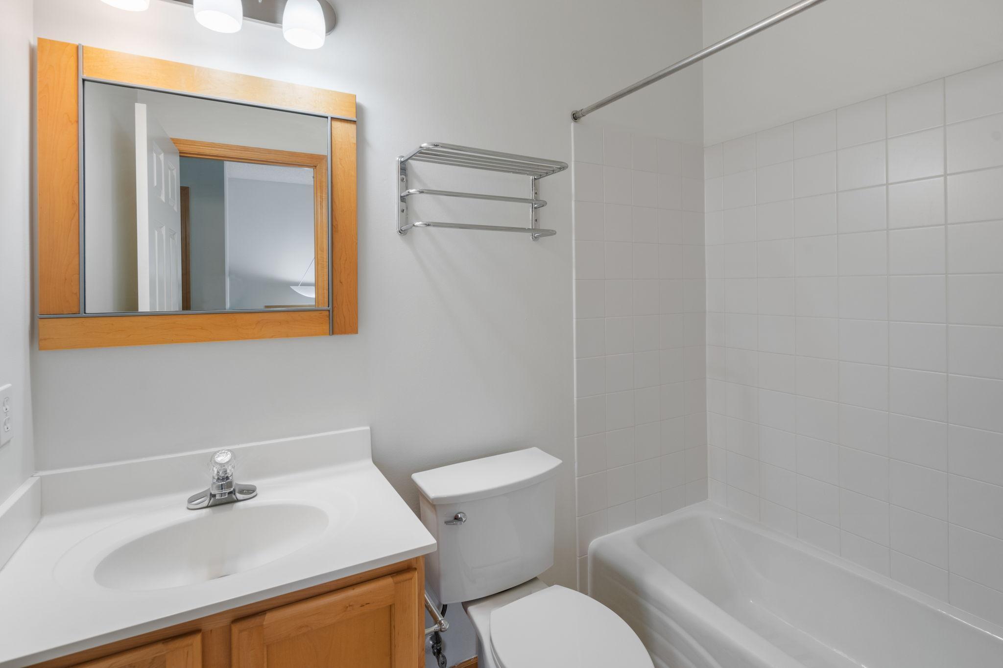 41 4th Avenue N Unit: 102