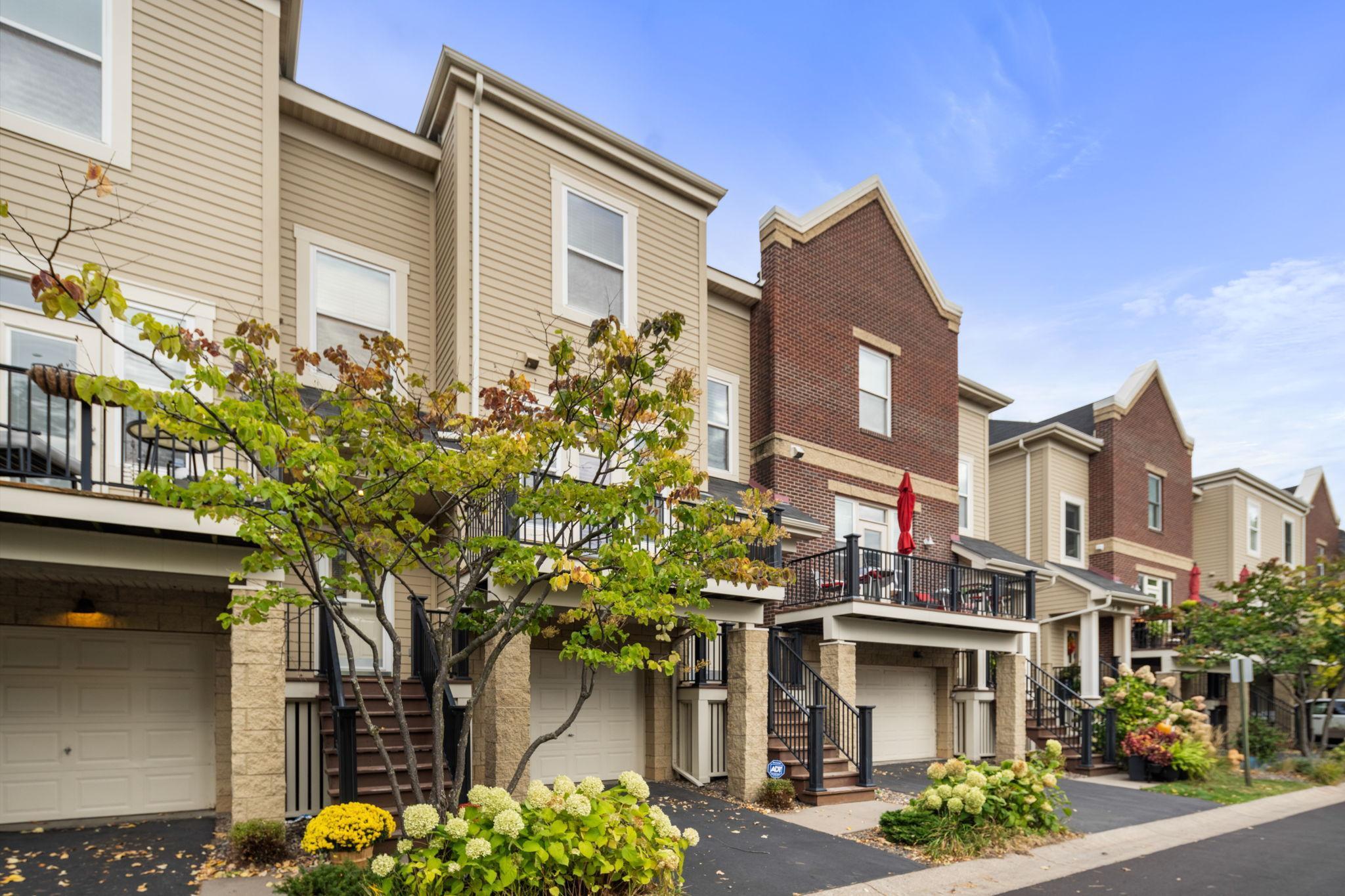 41 4th Avenue N Unit: 102