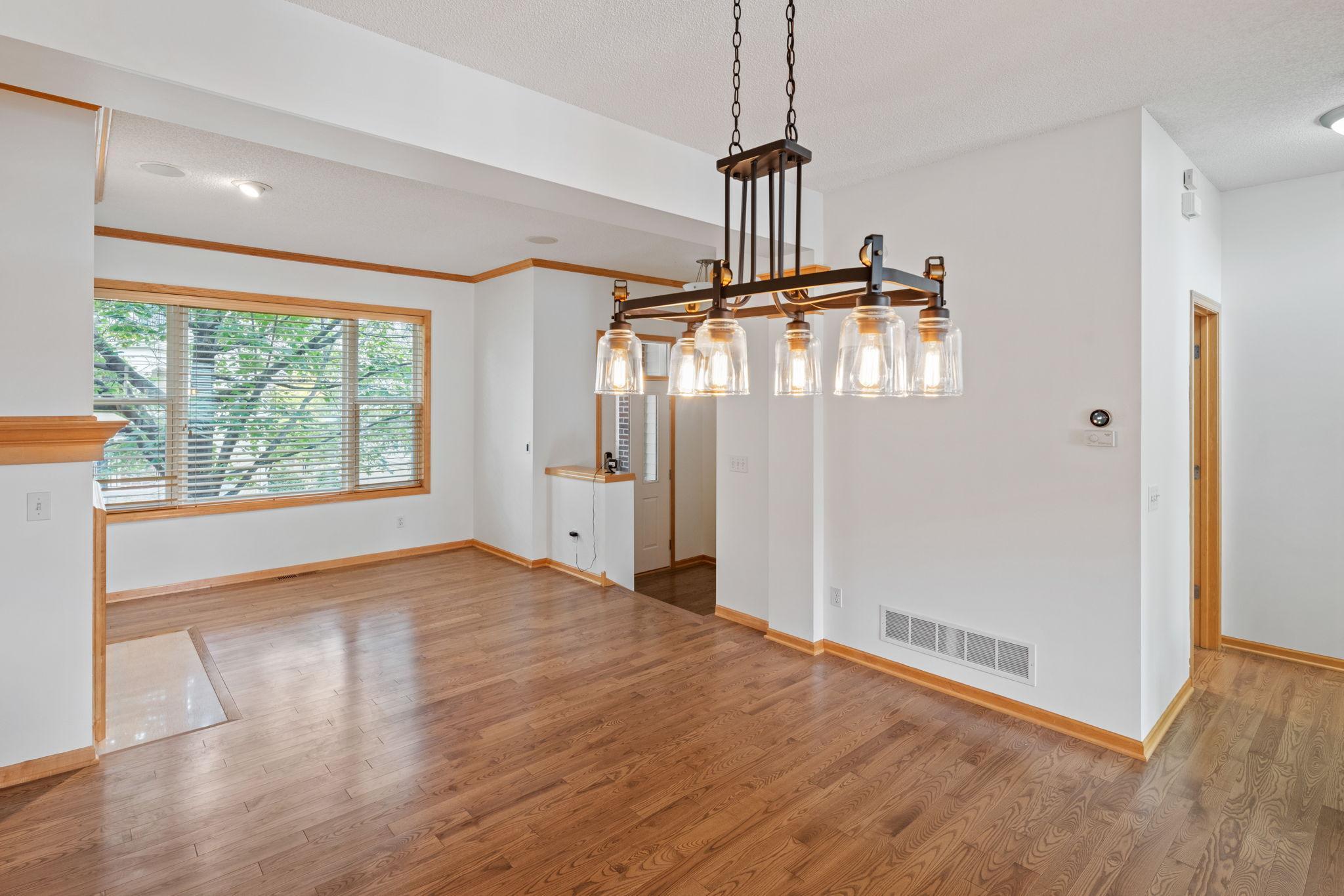 41 4th Avenue N Unit: 102