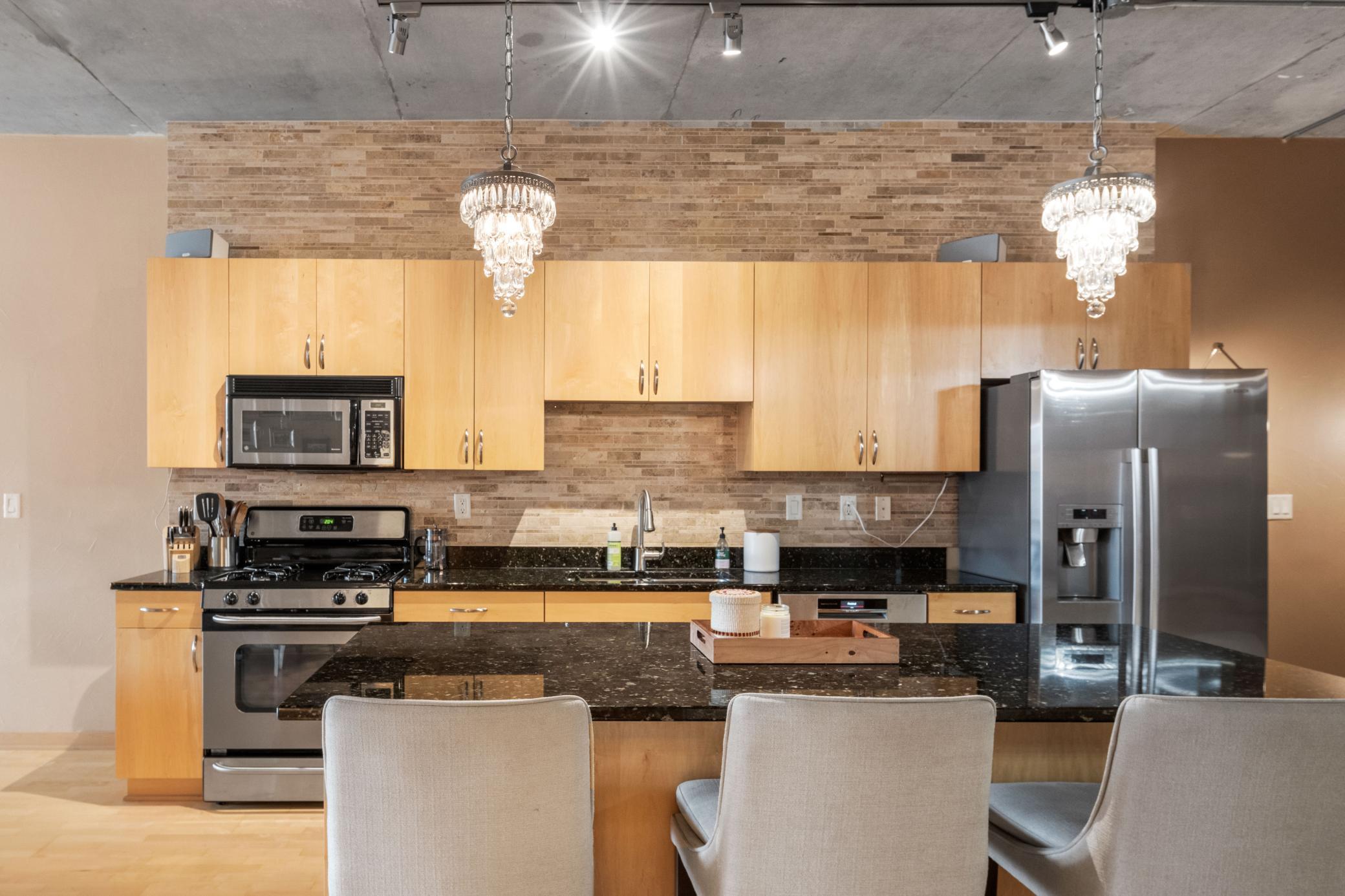 212 N 1st Street Unit: 504