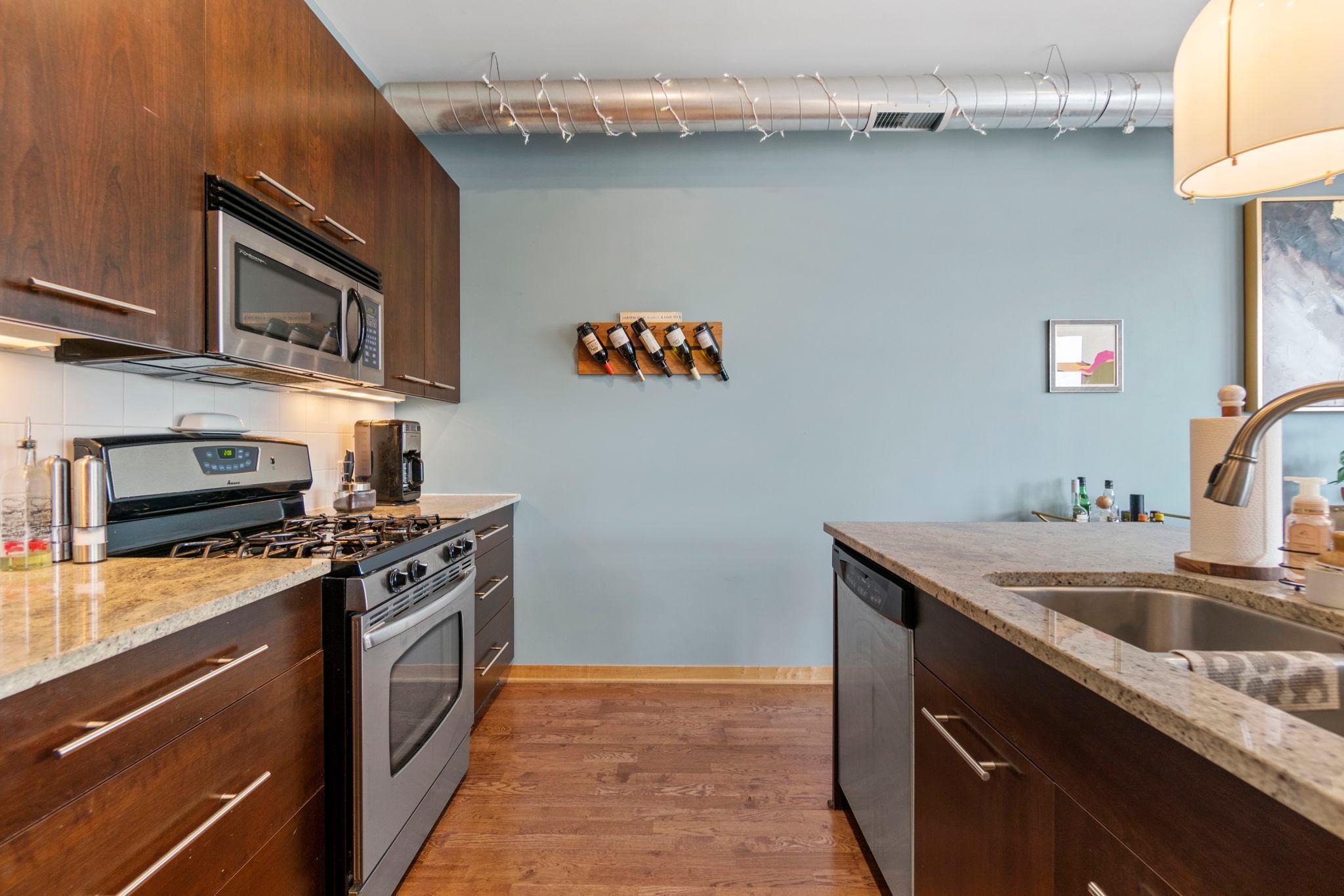 1211 Lagoon Avenue Unit: 203