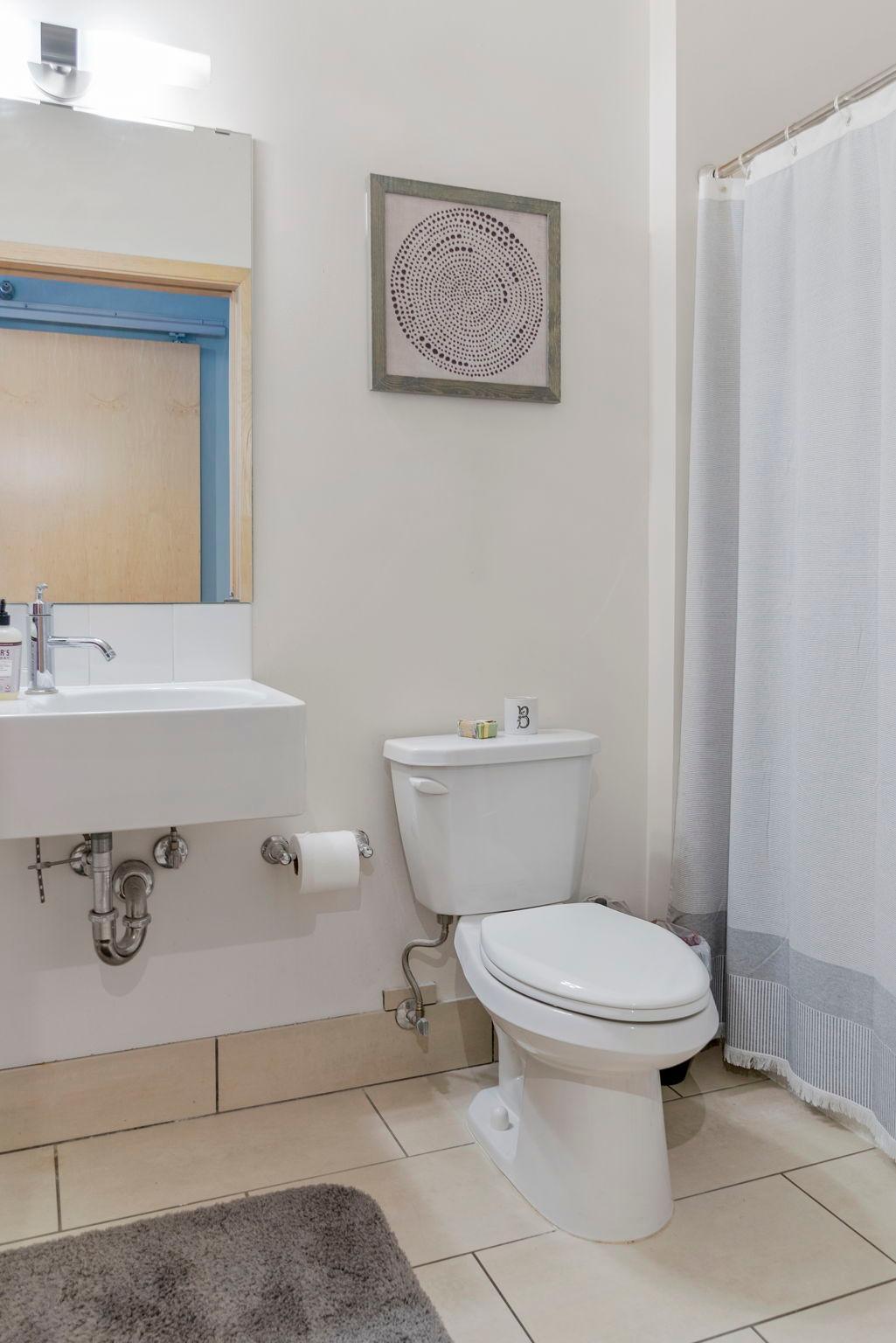 1211 Lagoon Avenue Unit: 203