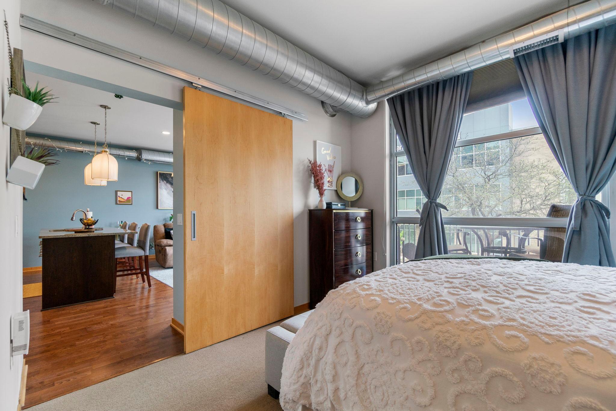 1211 Lagoon Avenue Unit: 203