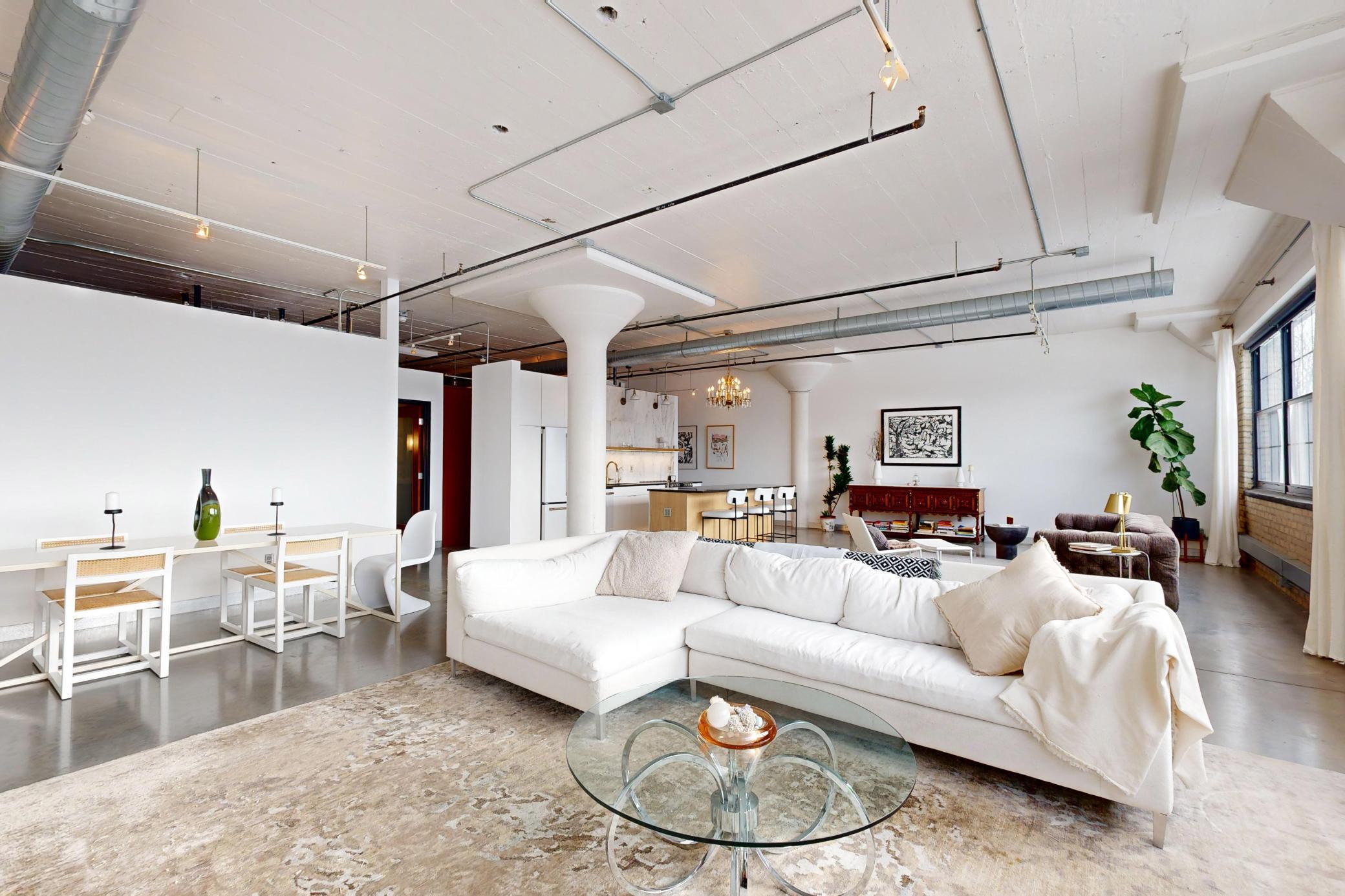 730 Stinson Blvd Unit: 303
