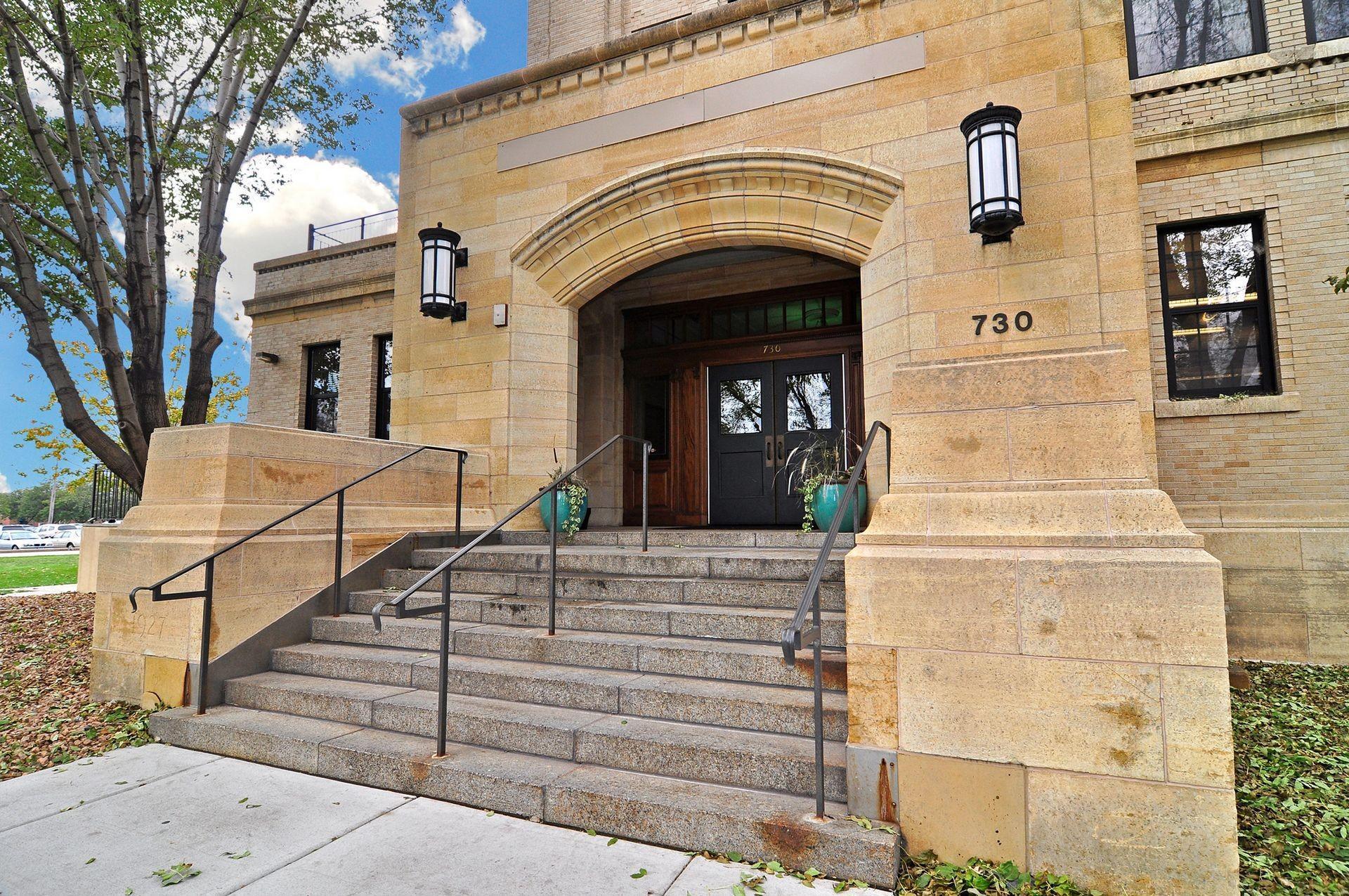 730 Stinson Blvd Unit: 303