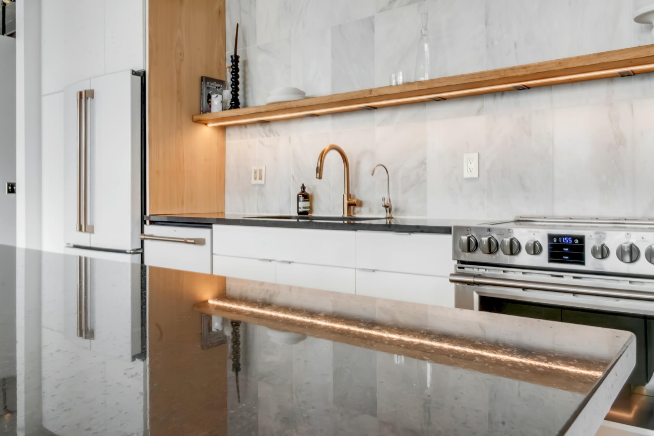 730 Stinson Blvd Unit: 303