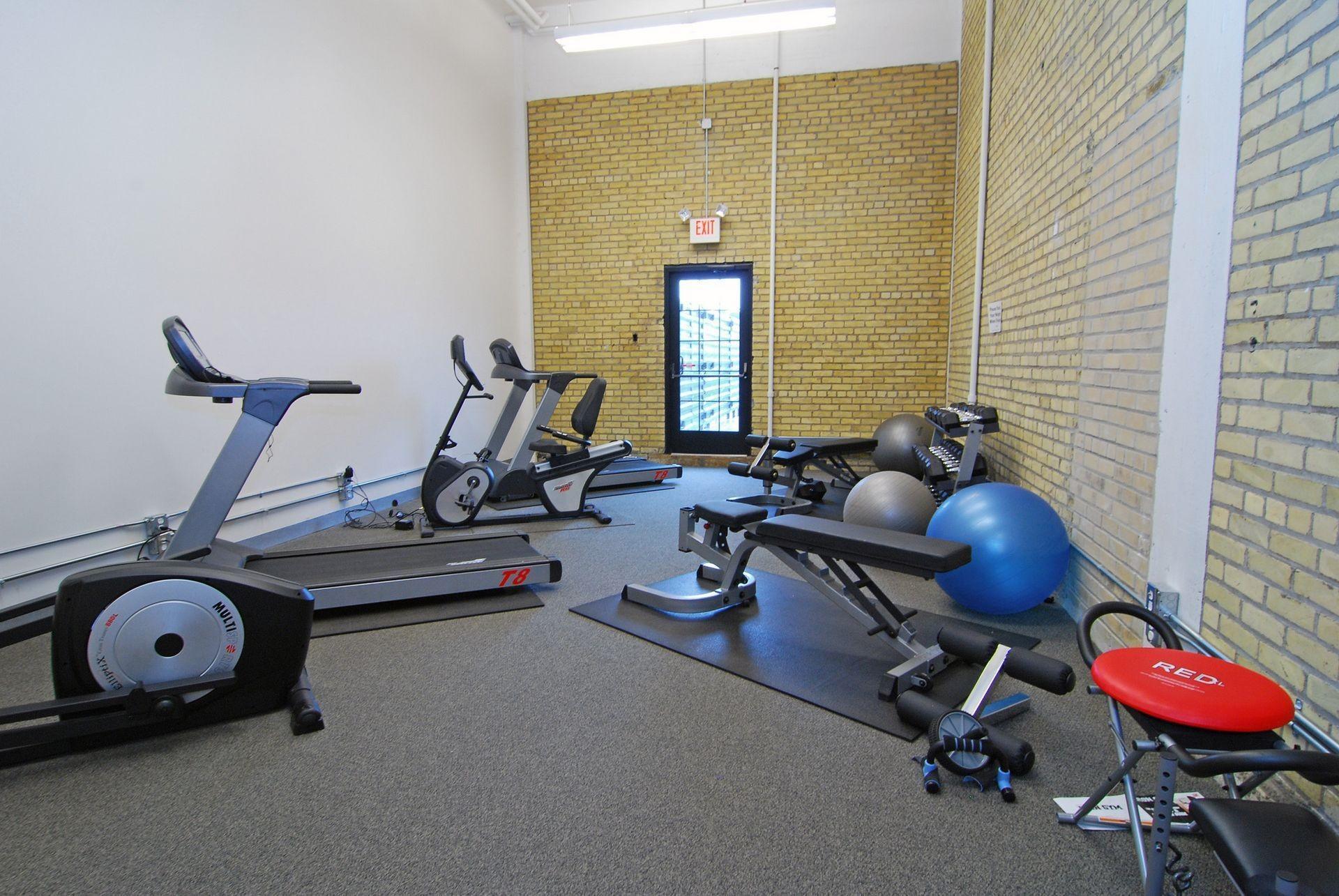 730 Stinson Blvd Unit: 303