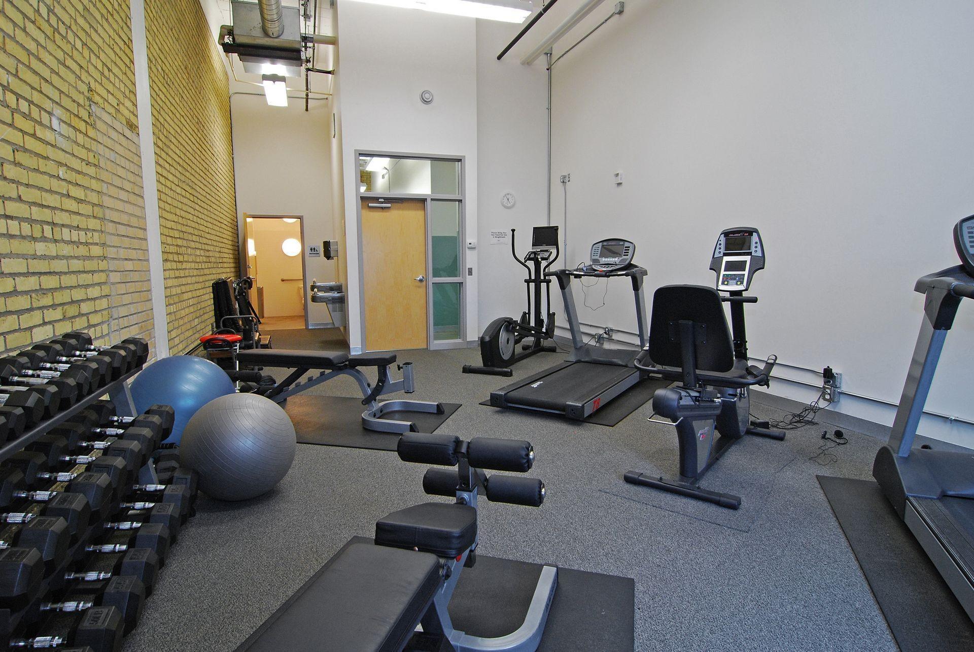 730 Stinson Blvd Unit: 303