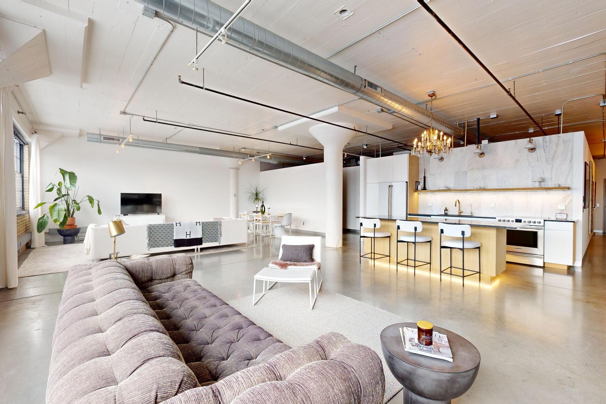 730 Stinson Blvd Unit: 303
