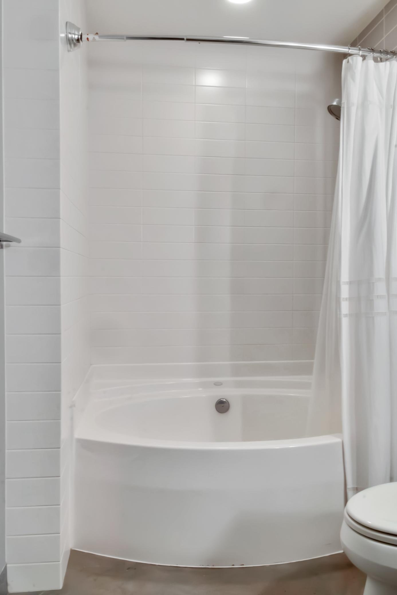 730 Stinson Blvd Unit: 303