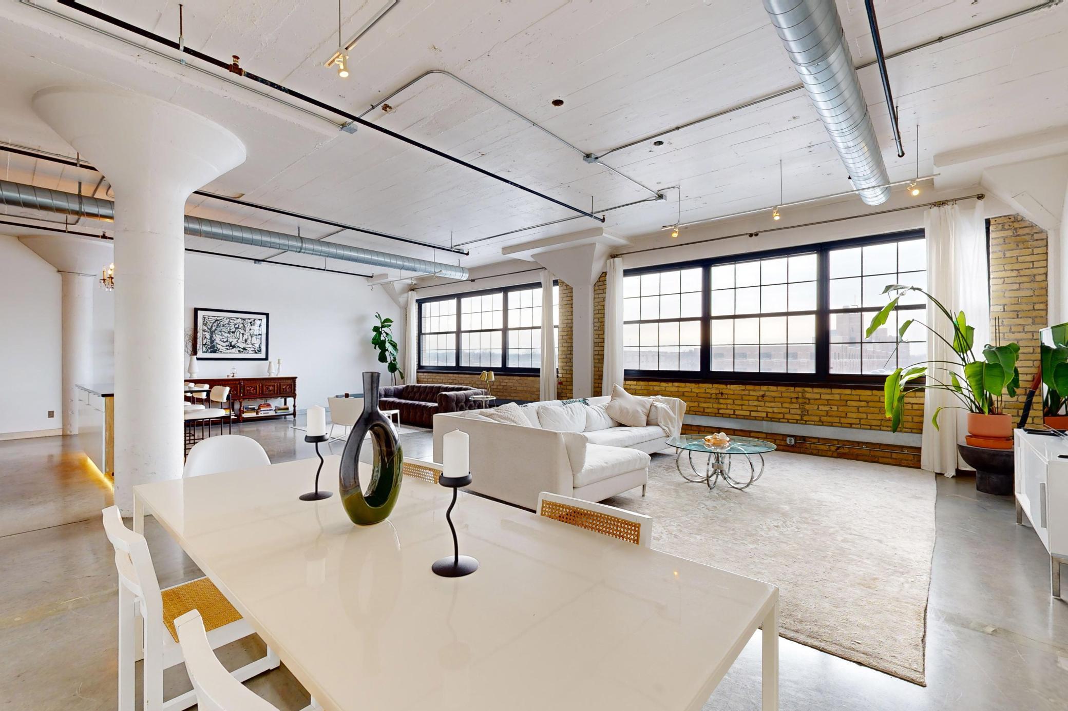 730 Stinson Blvd Unit: 303