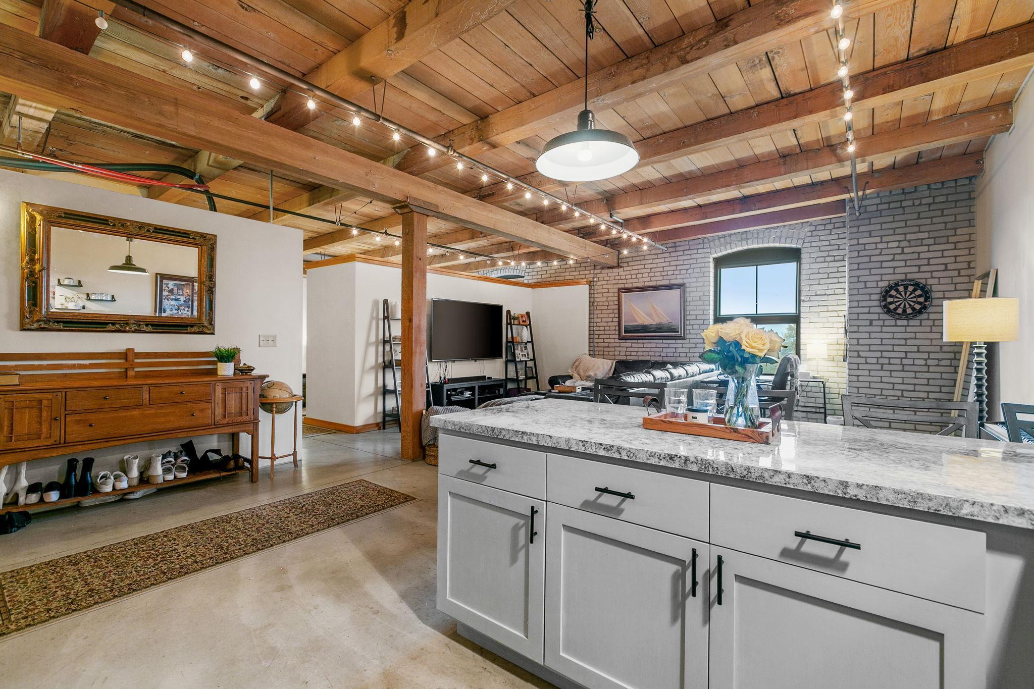 127 5th St NE Unit: 307