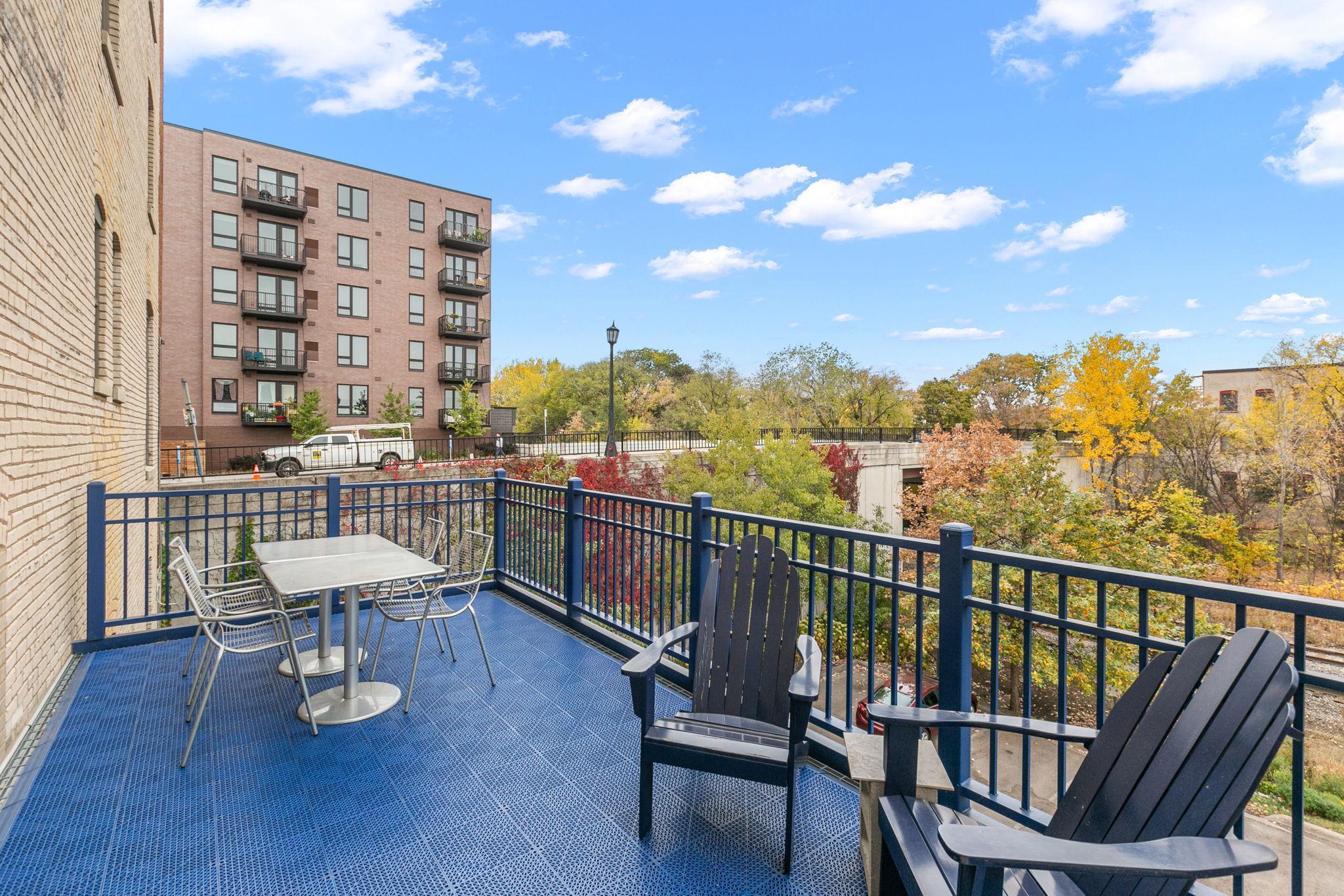 127 5th St NE Unit: 307