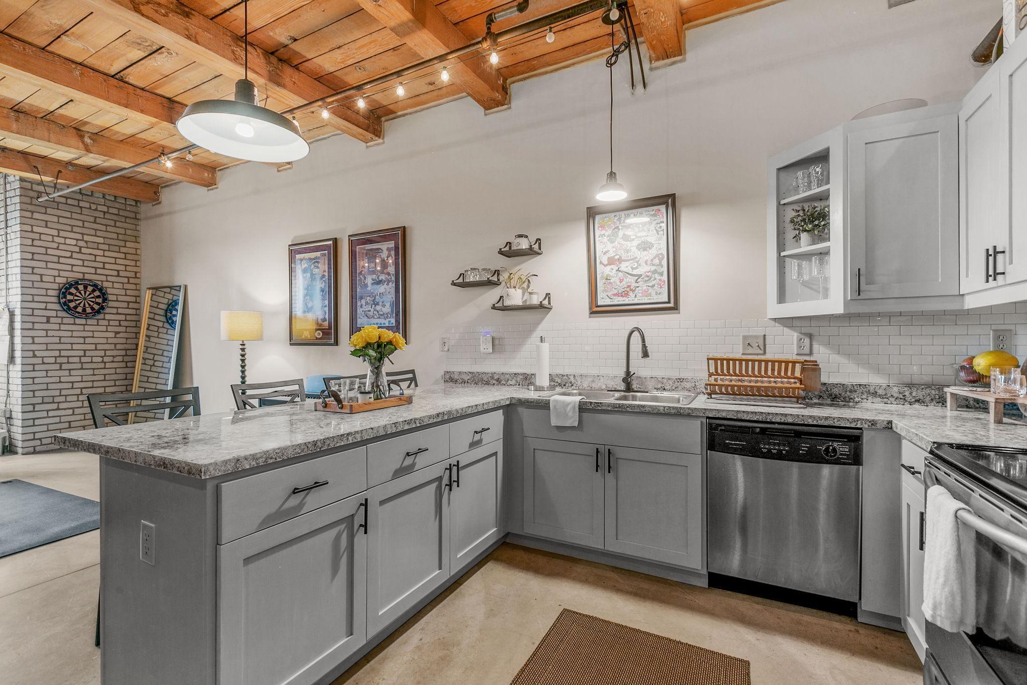 127 5th St NE Unit: 307