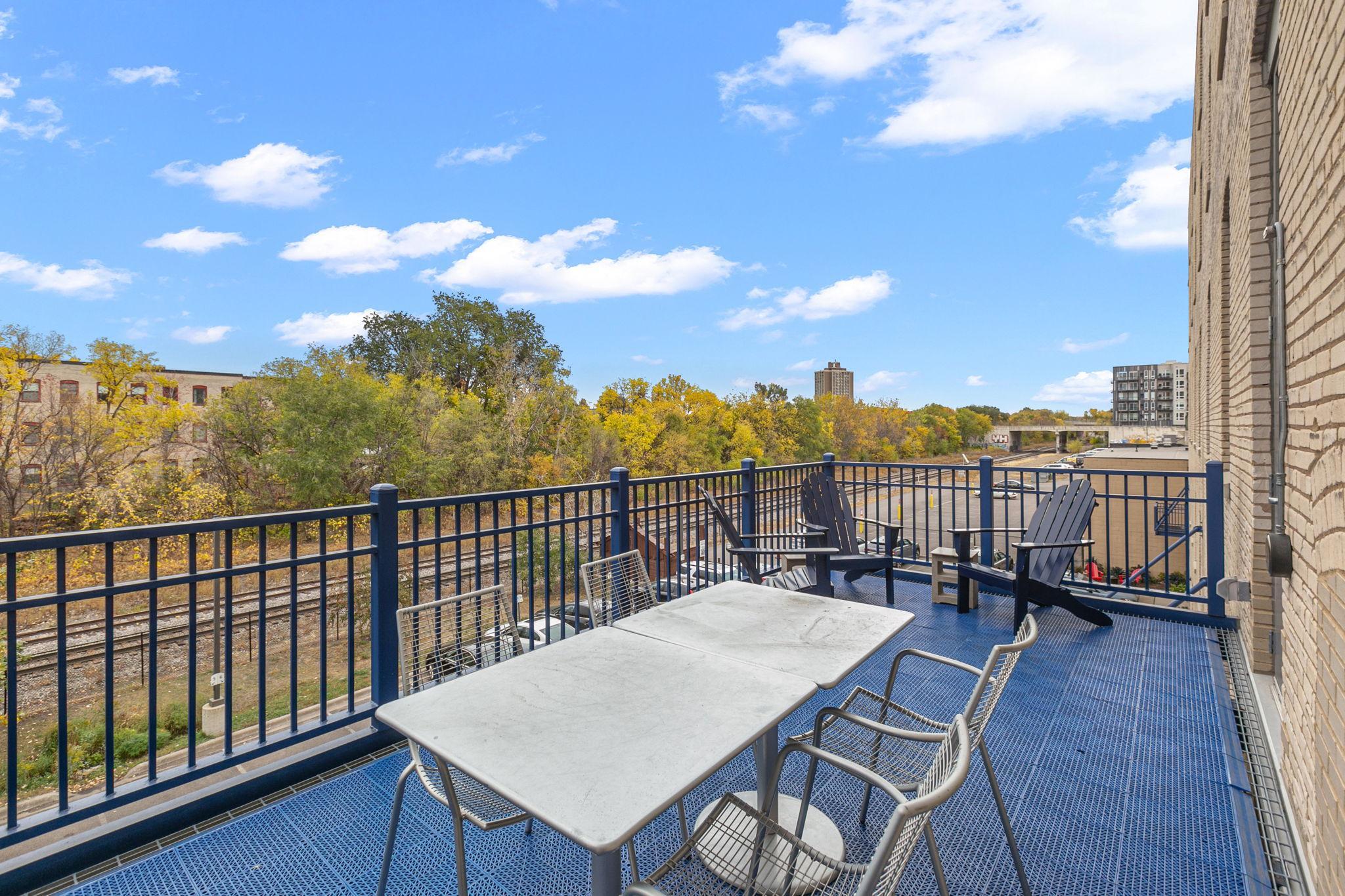 127 5th St NE Unit: 307