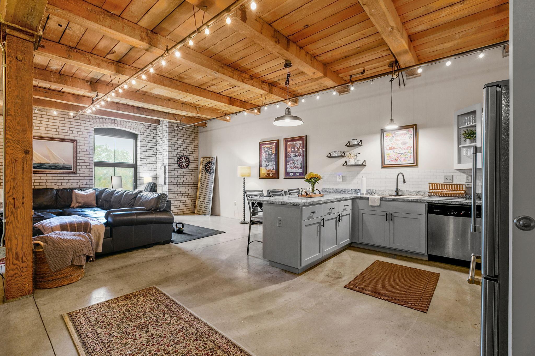 127 5th St NE Unit: 307