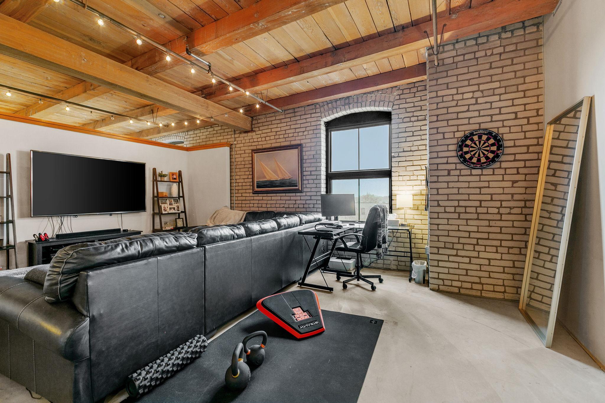 127 5th St NE Unit: 307