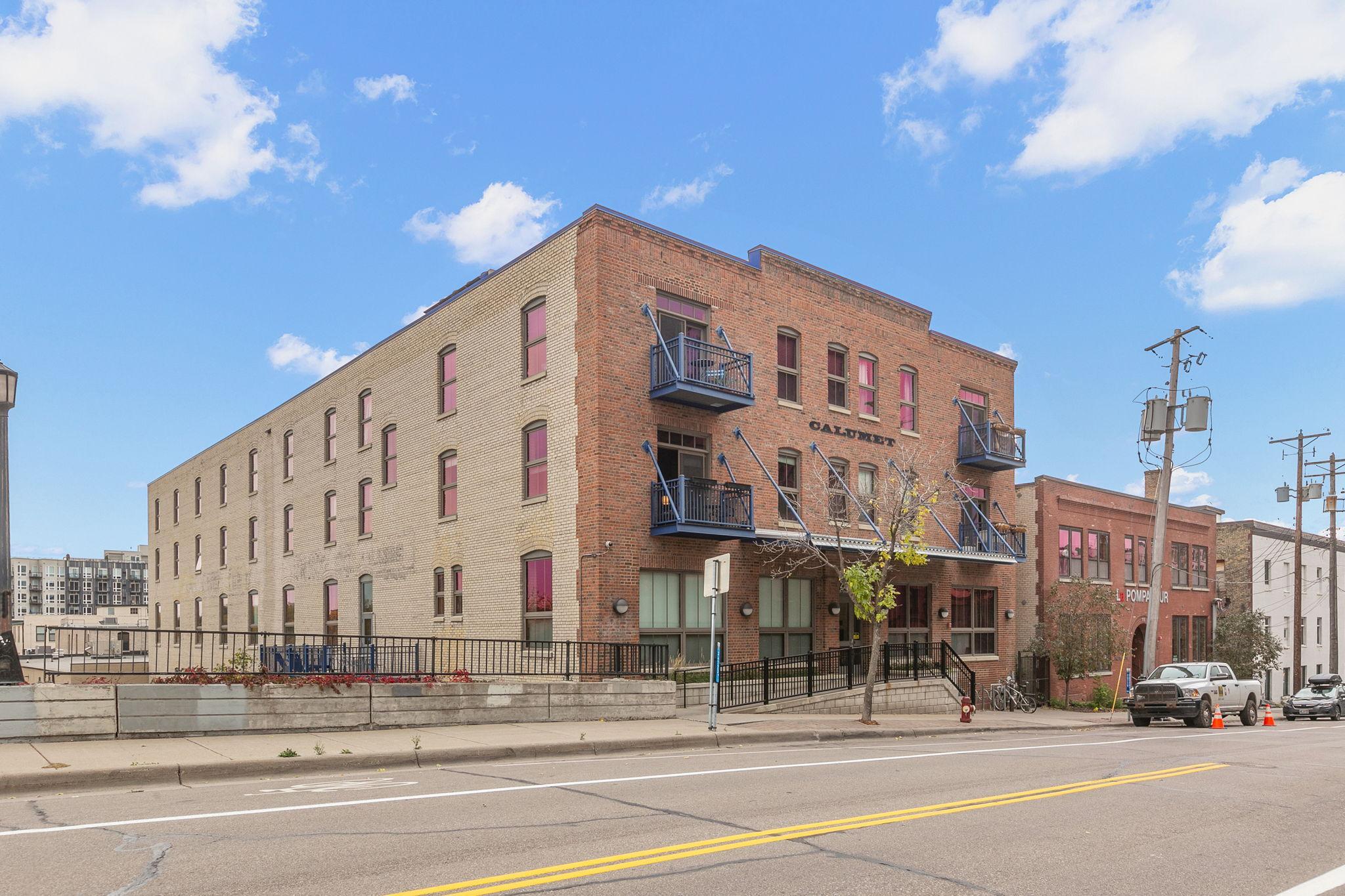 127 5th St NE Unit: 307