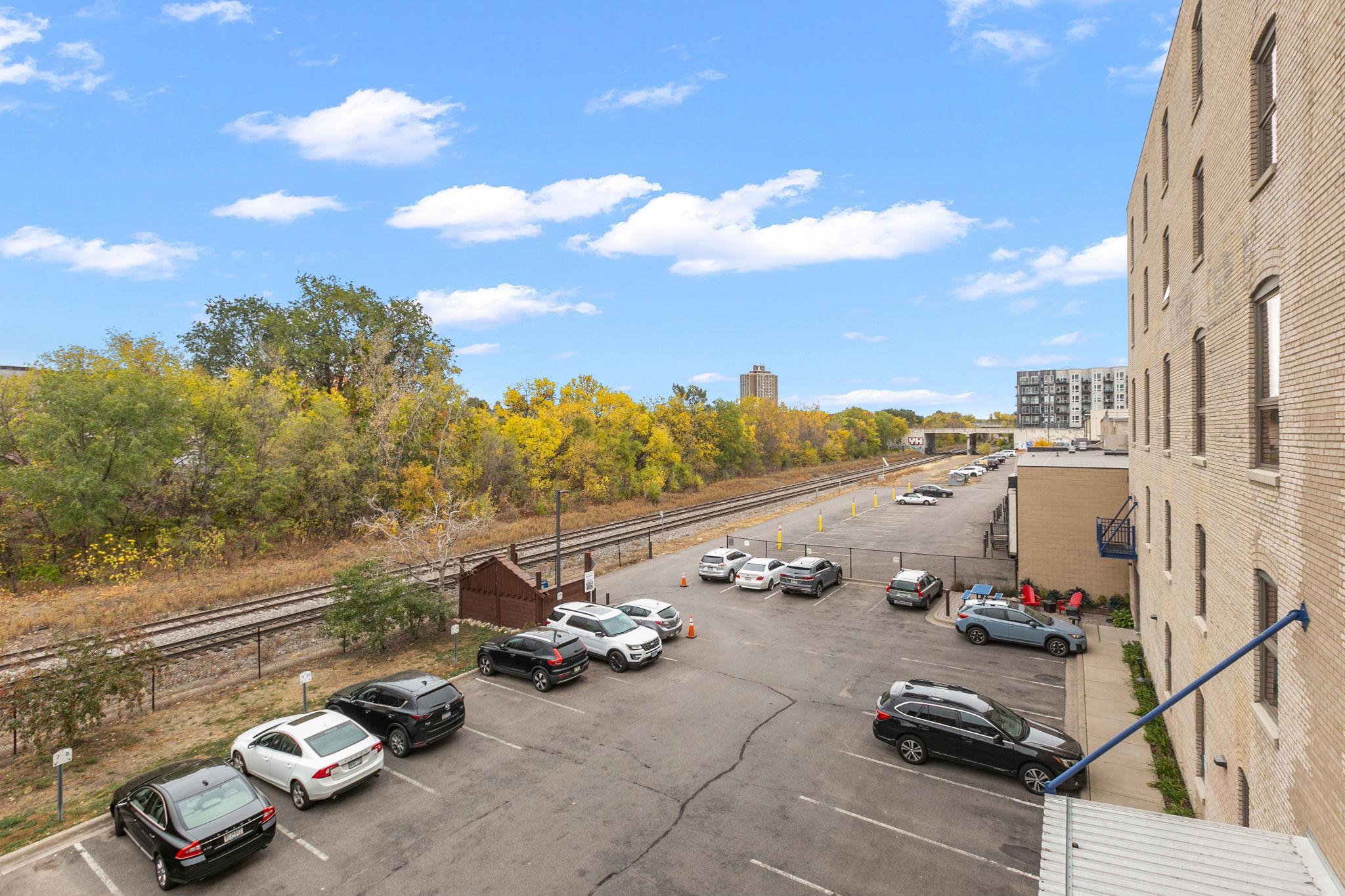 127 5th St NE Unit: 307