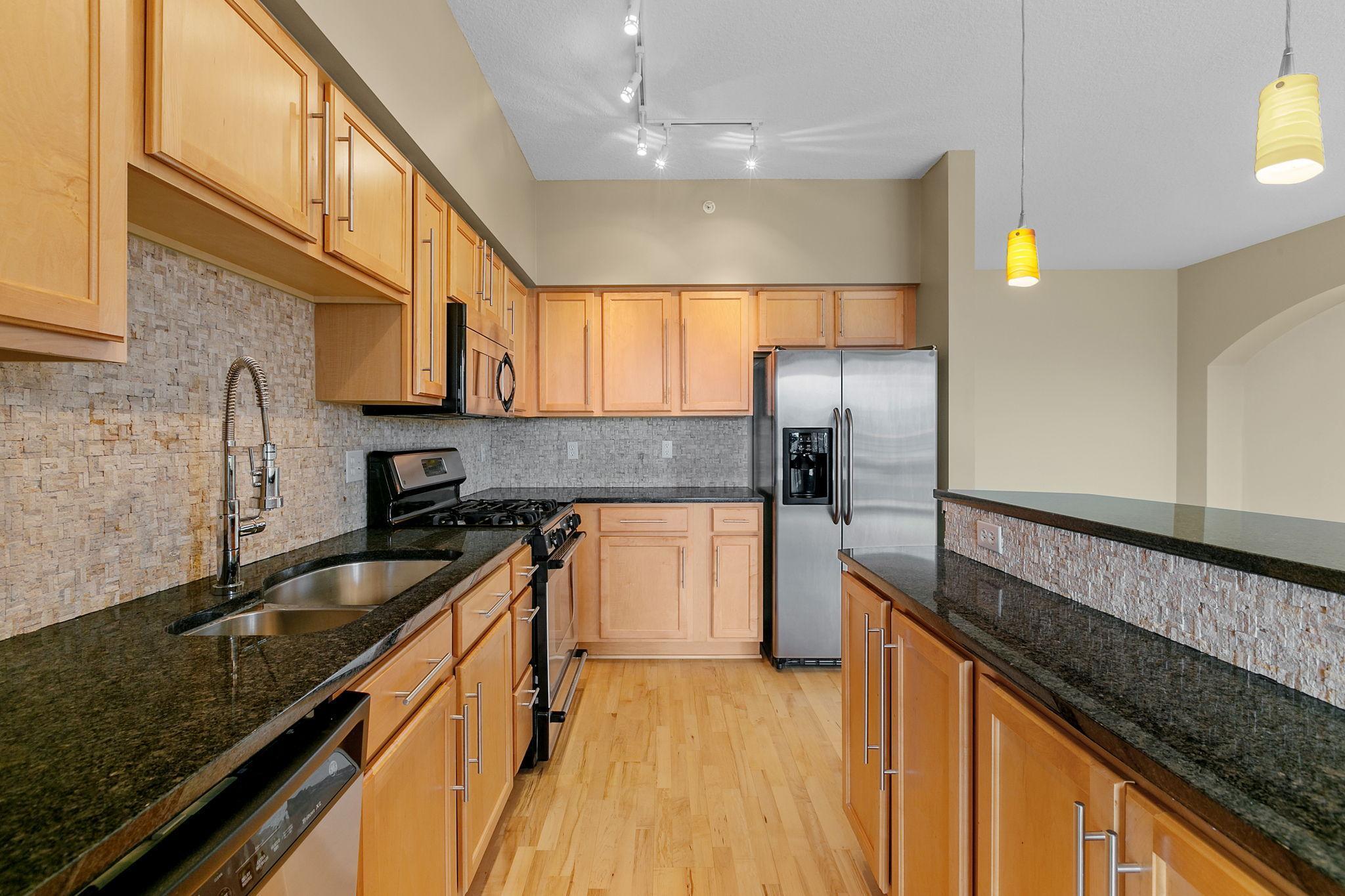 500 E Grant Street Unit: 405