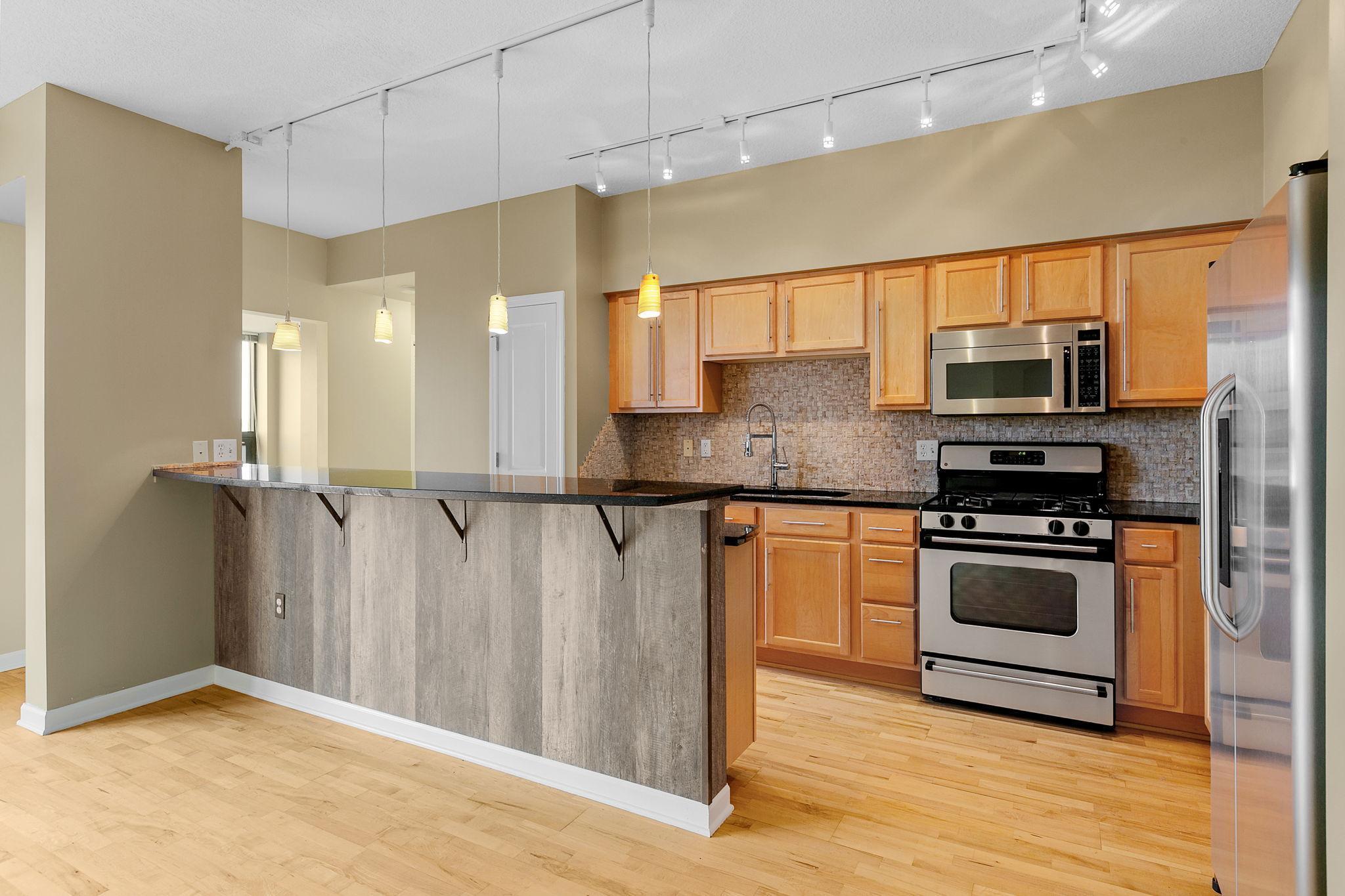 500 E Grant Street Unit: 405