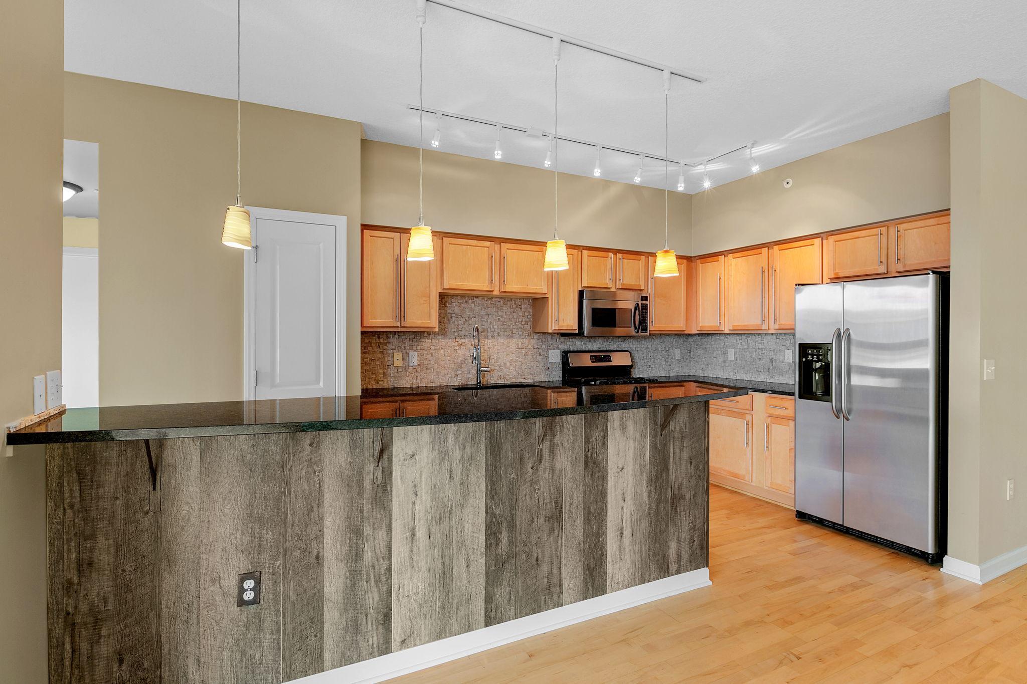 500 E Grant Street Unit: 405