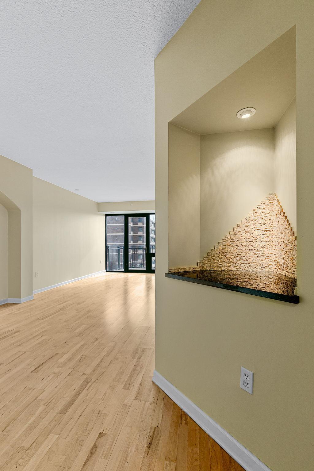 500 E Grant Street Unit: 405