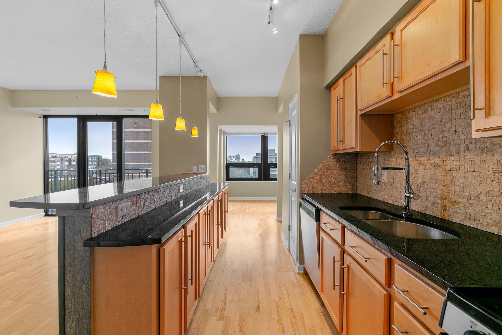 500 E Grant Street Unit: 405