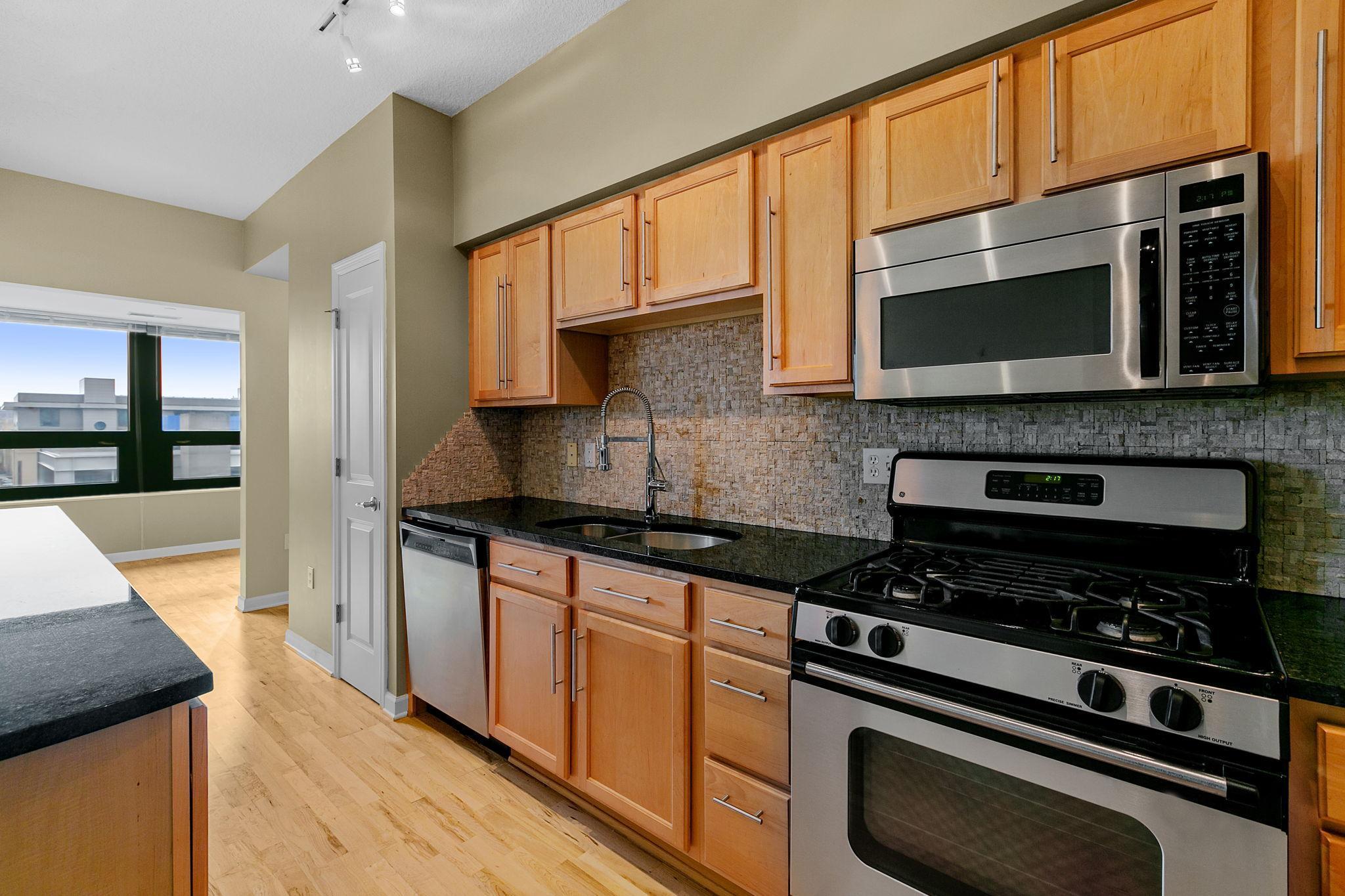 500 E Grant Street Unit: 405
