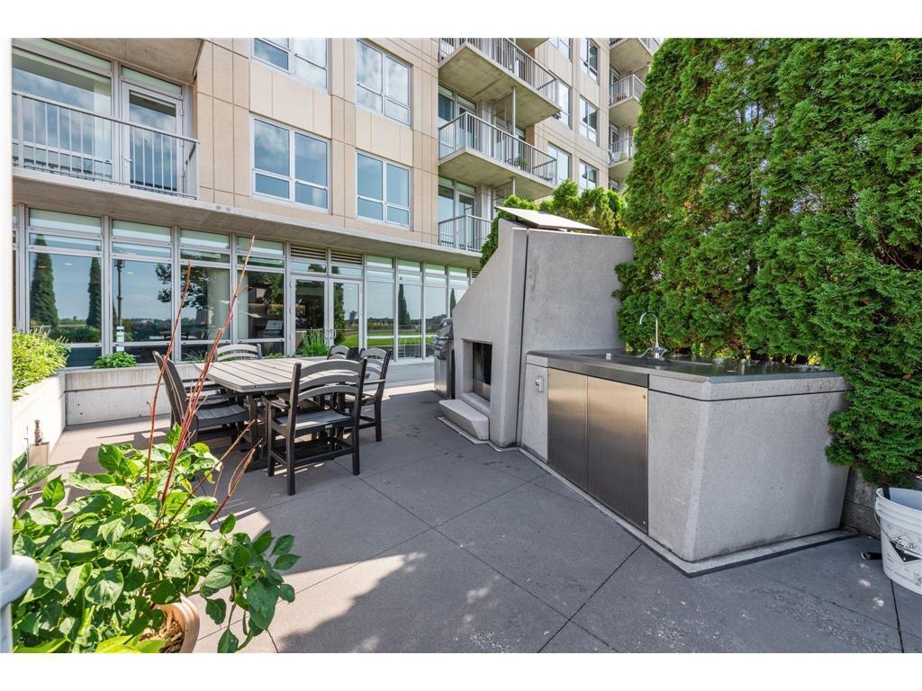 929 Portland Avenue Unit: 1109