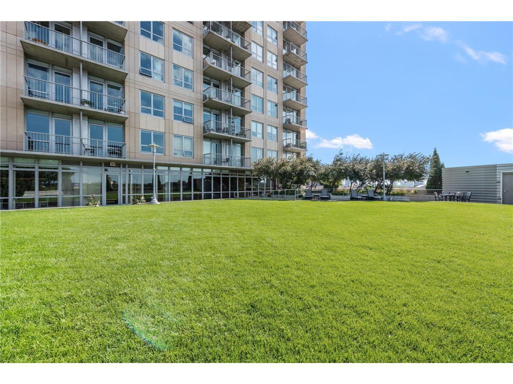 929 Portland Avenue Unit: 1109