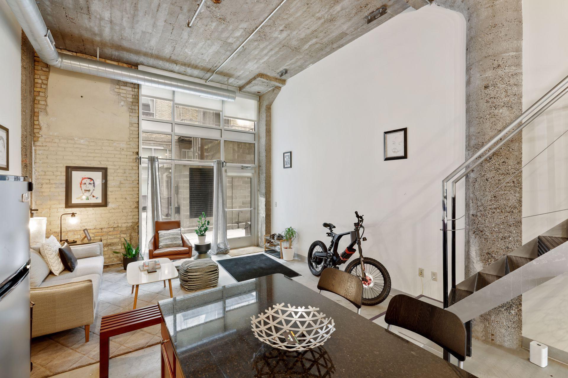 521 S 7th Street Unit: 105
