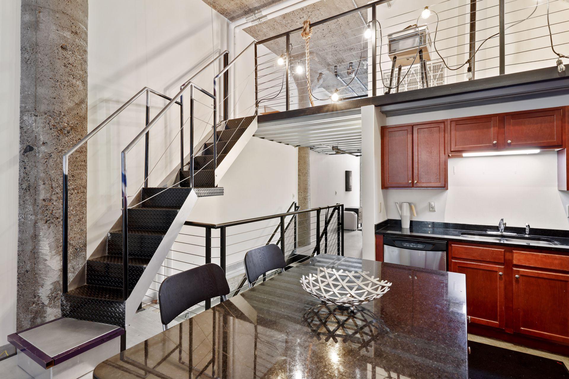 521 S 7th Street Unit: 105