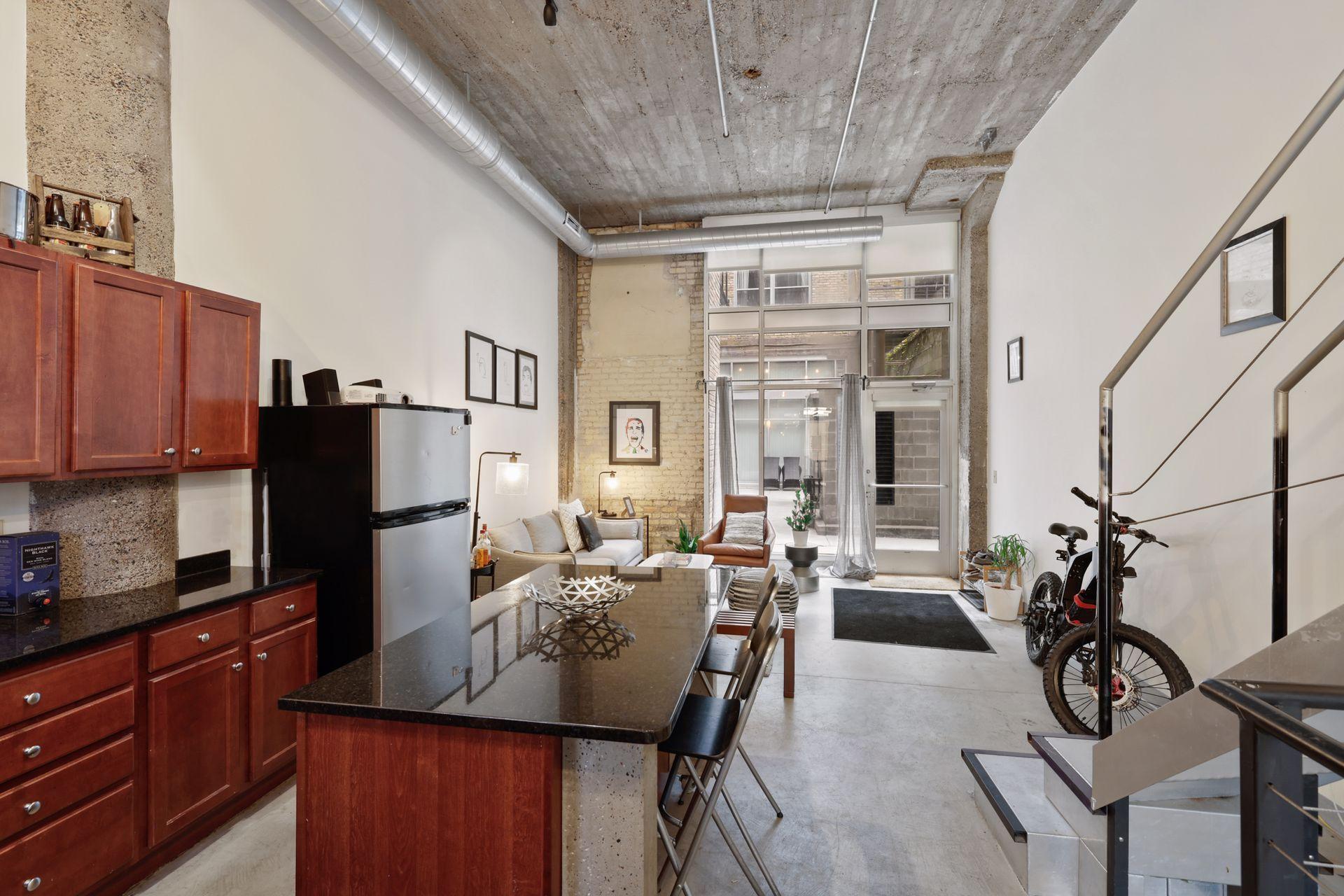 521 S 7th Street Unit: 105