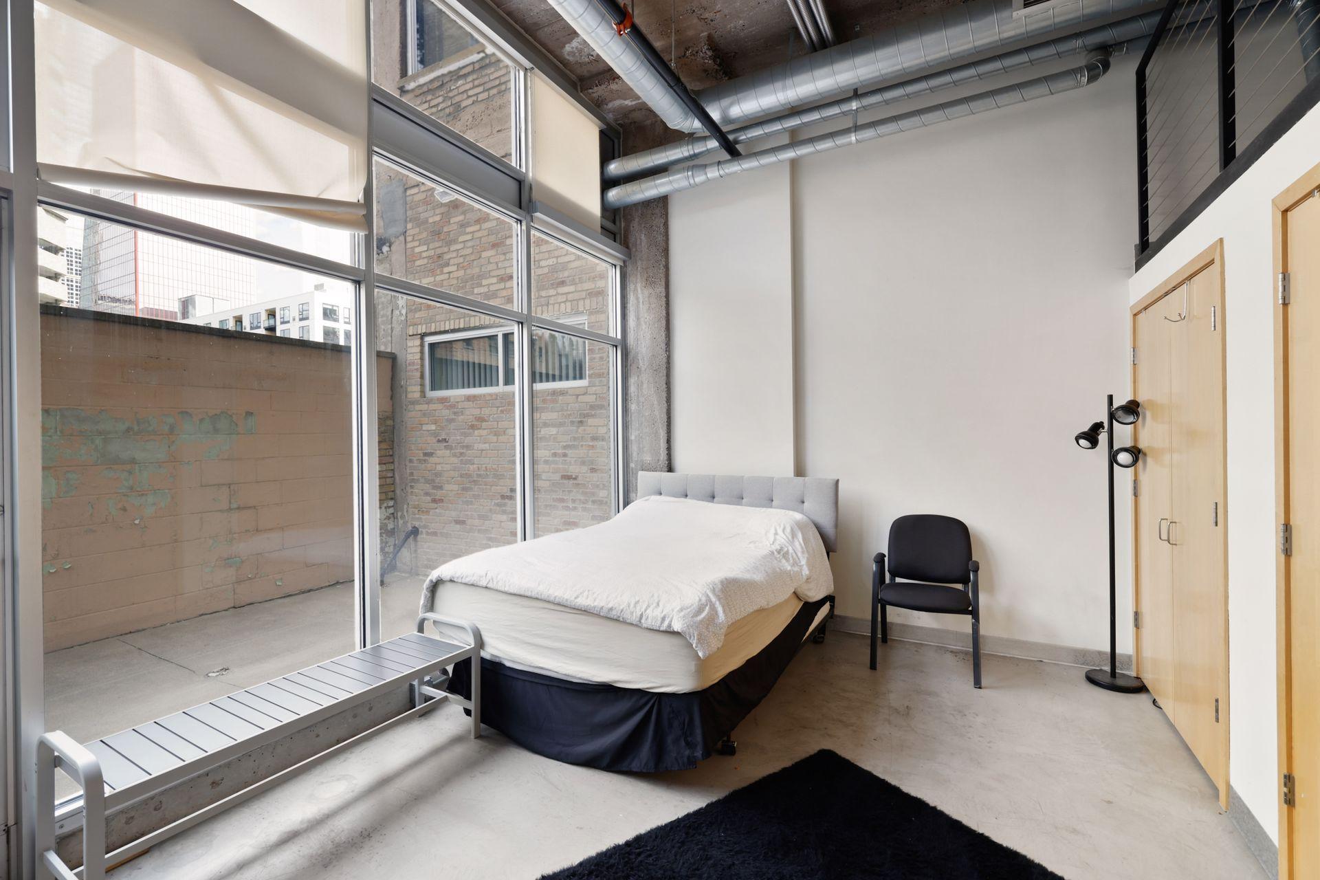 521 S 7th Street Unit: 105