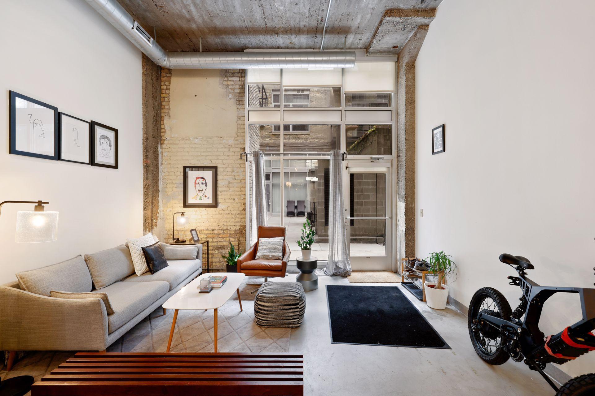 521 S 7th Street Unit: 105