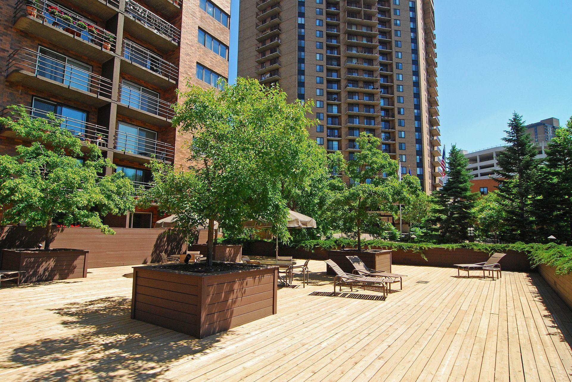 210 W Grant St Unit: 204