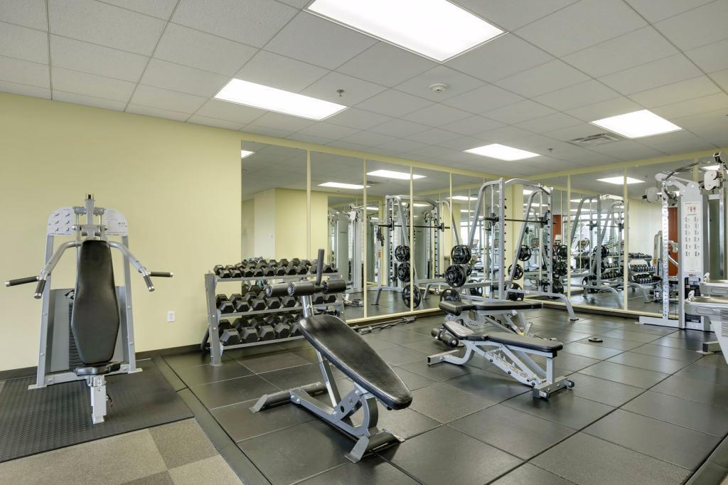 929 Portland Avenue Unit: 1810