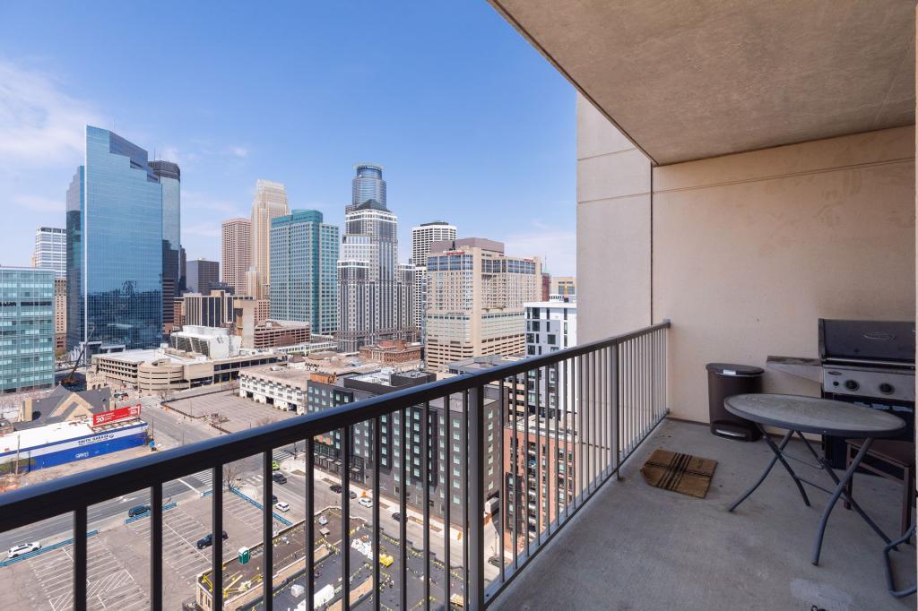 929 Portland Avenue Unit: 1810