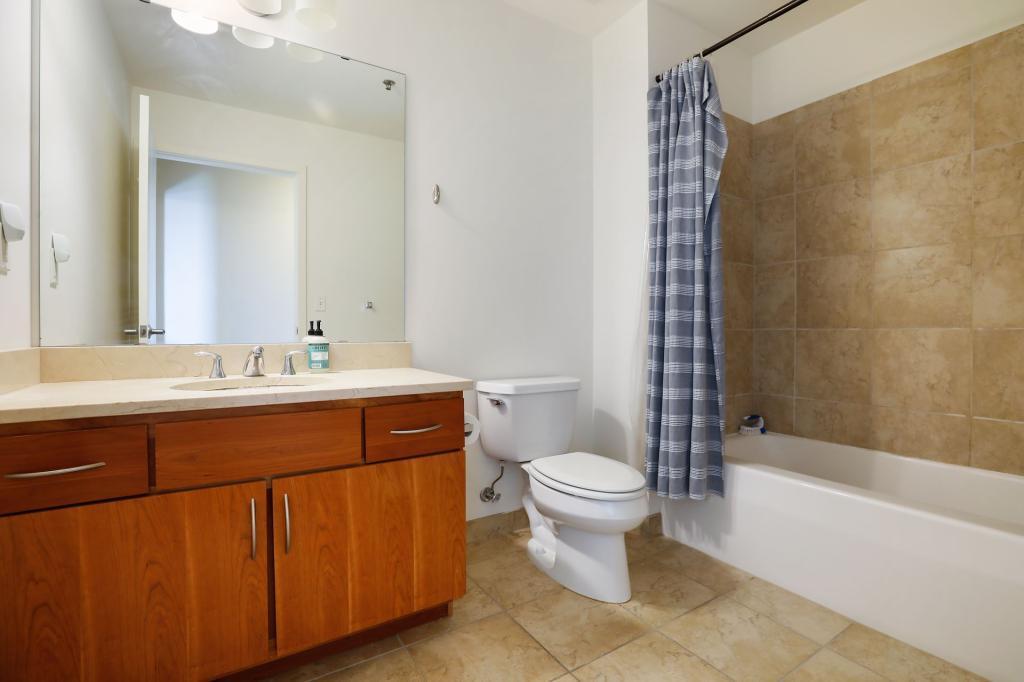 929 Portland Avenue Unit: 1810