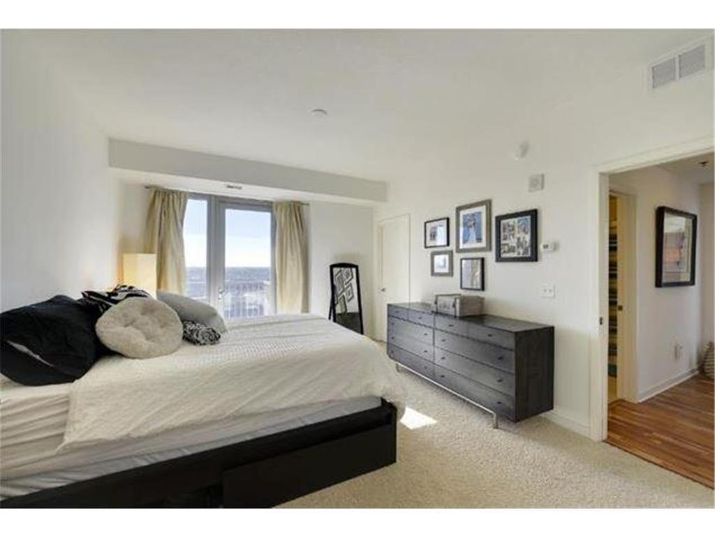 929 Portland Avenue Unit: 1810