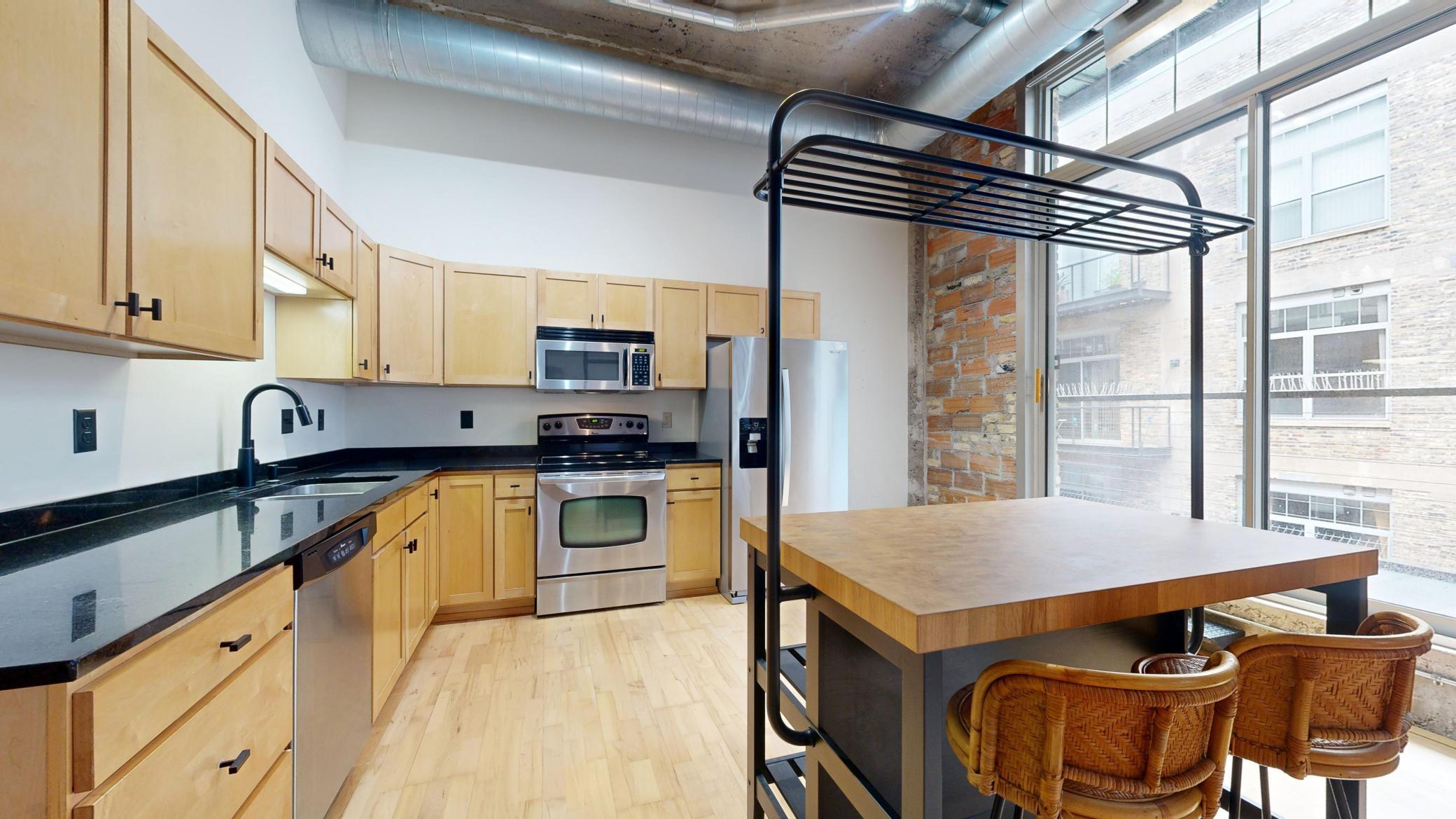 521 S 7th Street Unit: 519