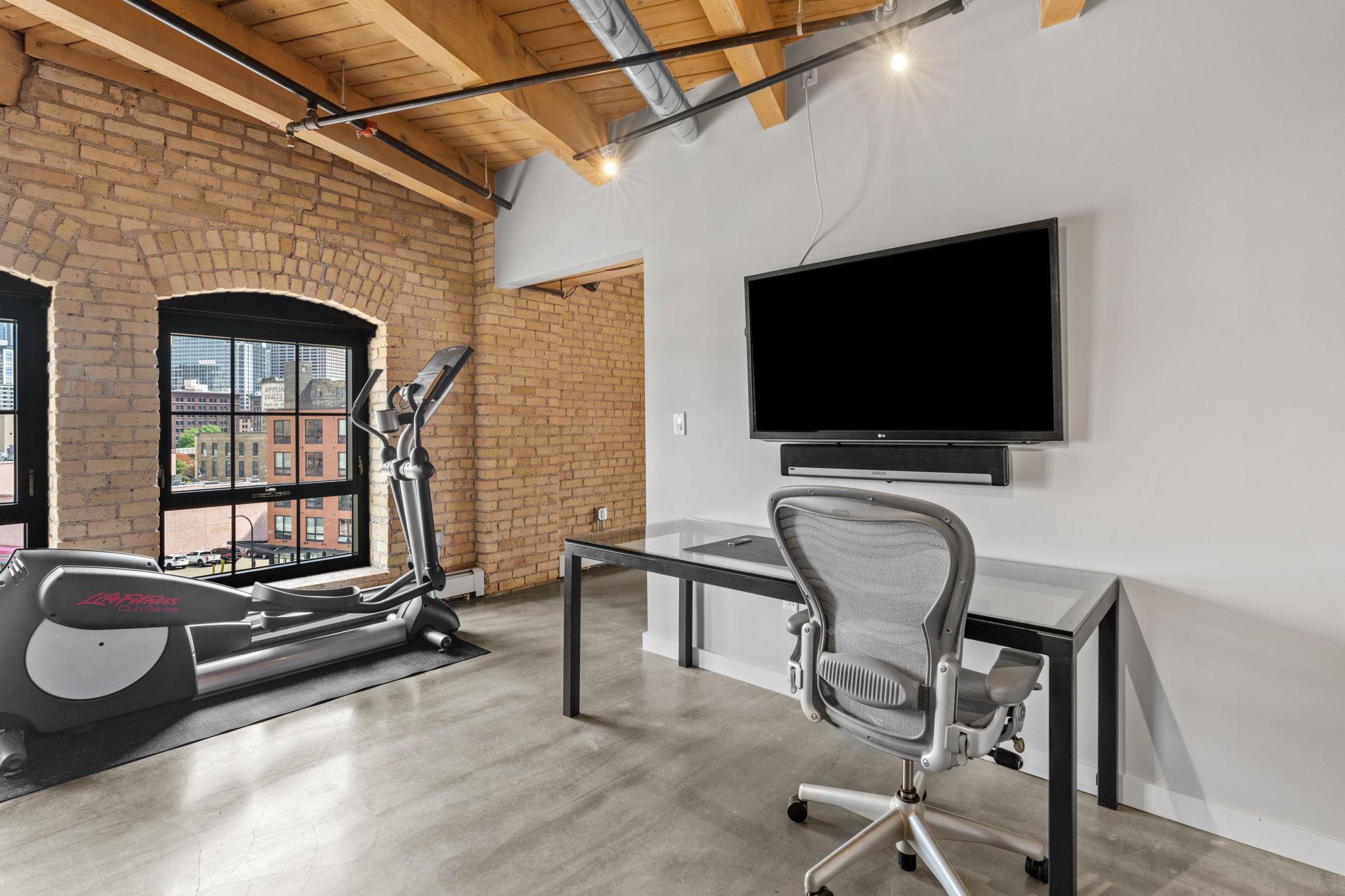 404 Washington Avenue N Unit: 506
